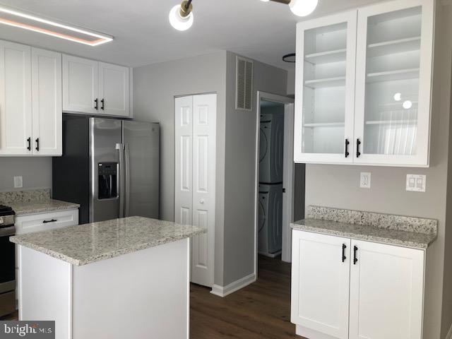 EAGLEVIEW ESTATES - Residential