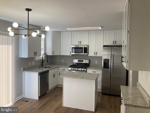 EAGLEVIEW ESTATES - Residential