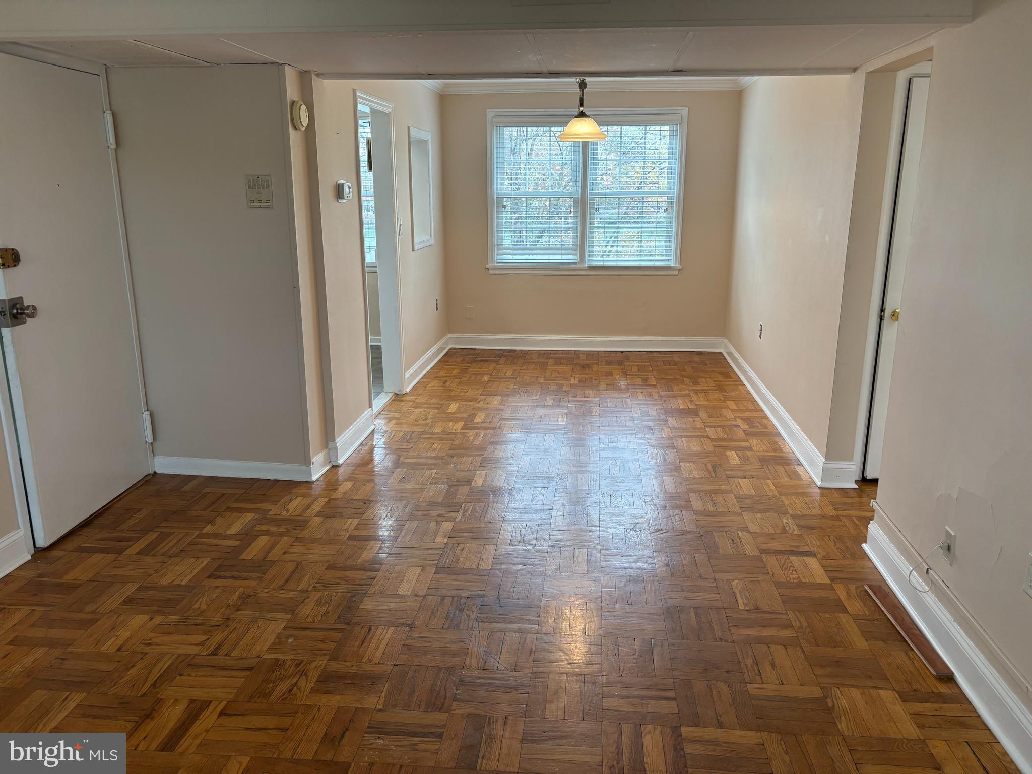 BELLE VIEW - Residential Lease