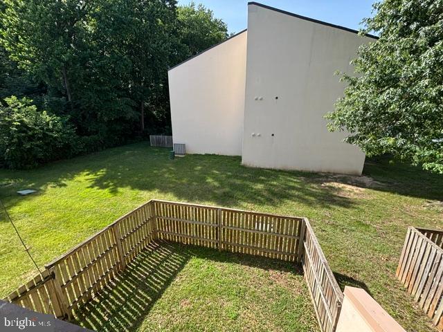 TREETOP CONDO - Residential