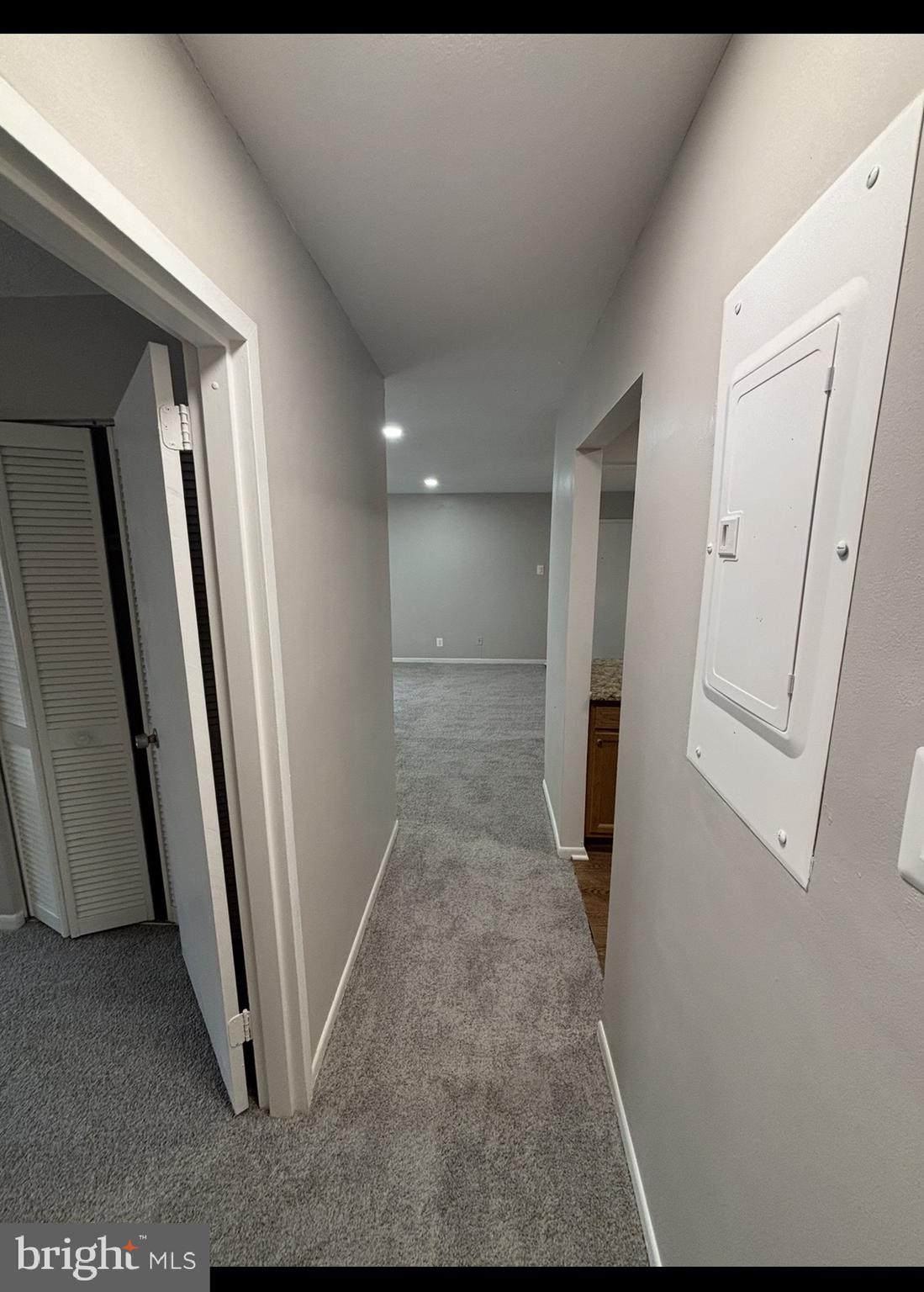 TREETOP CONDO - Residential
