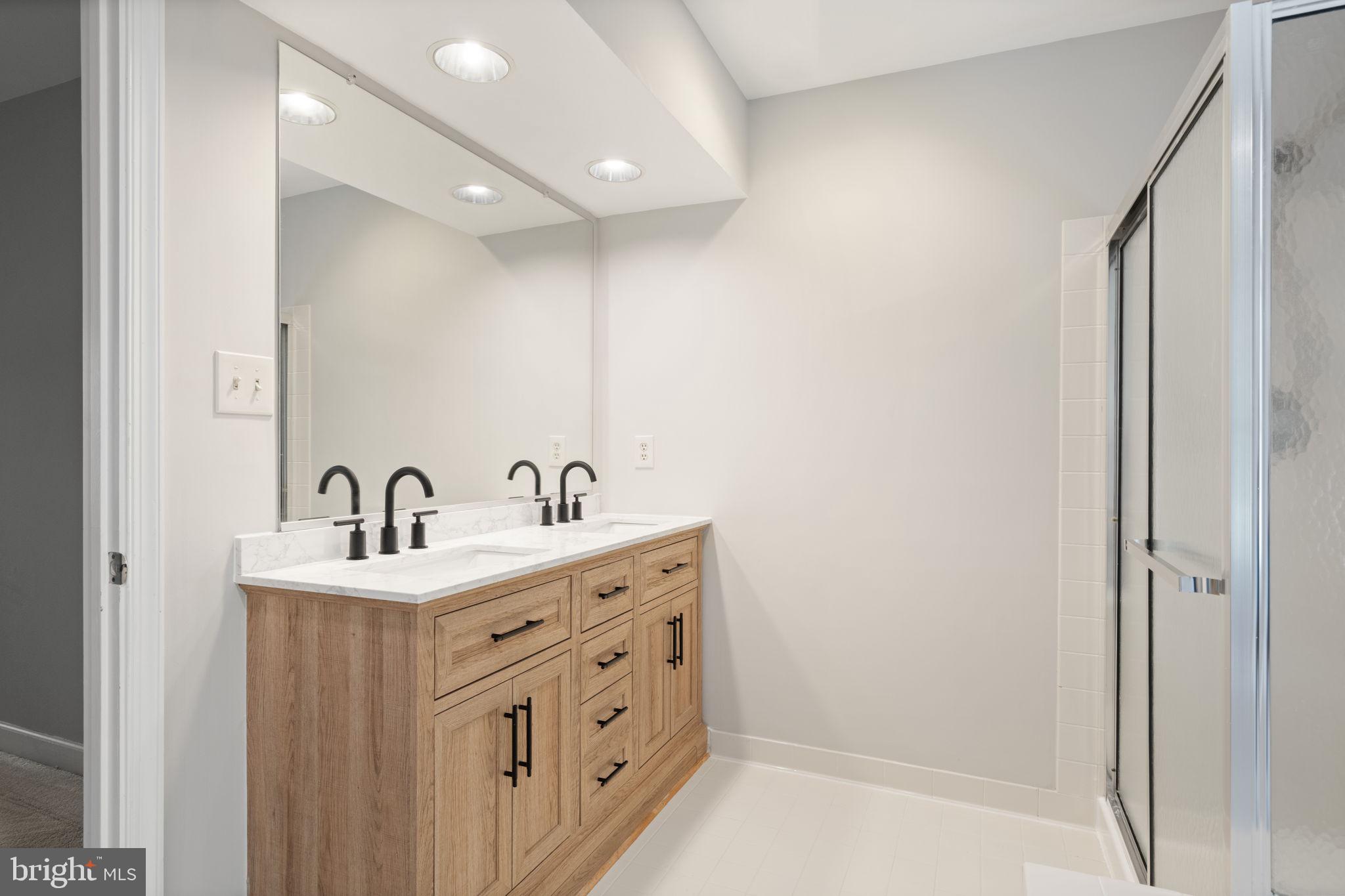 VIRGINIA RUN - Residential