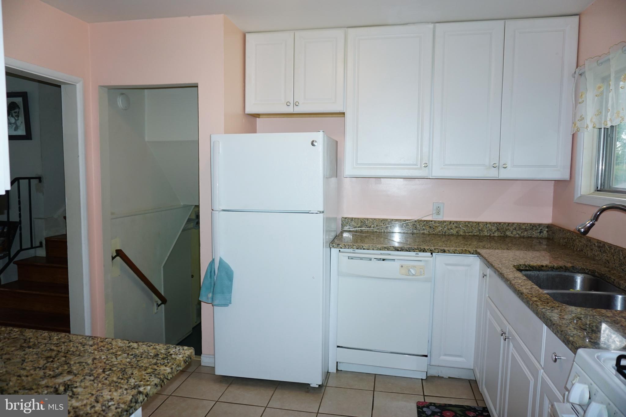 WESTVIEW PLACE - Residential