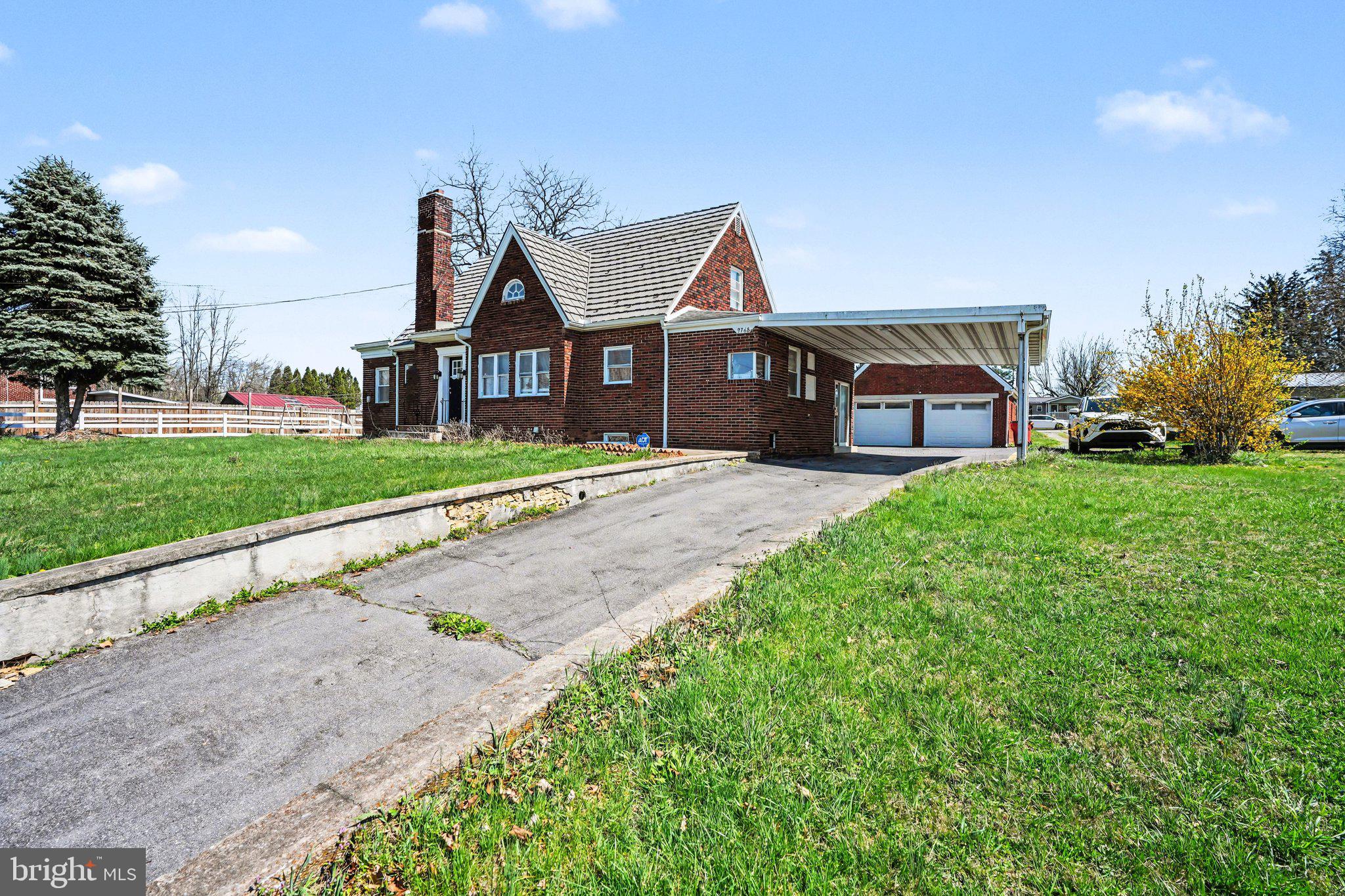 SOUTHAMPTON TWP - Residential