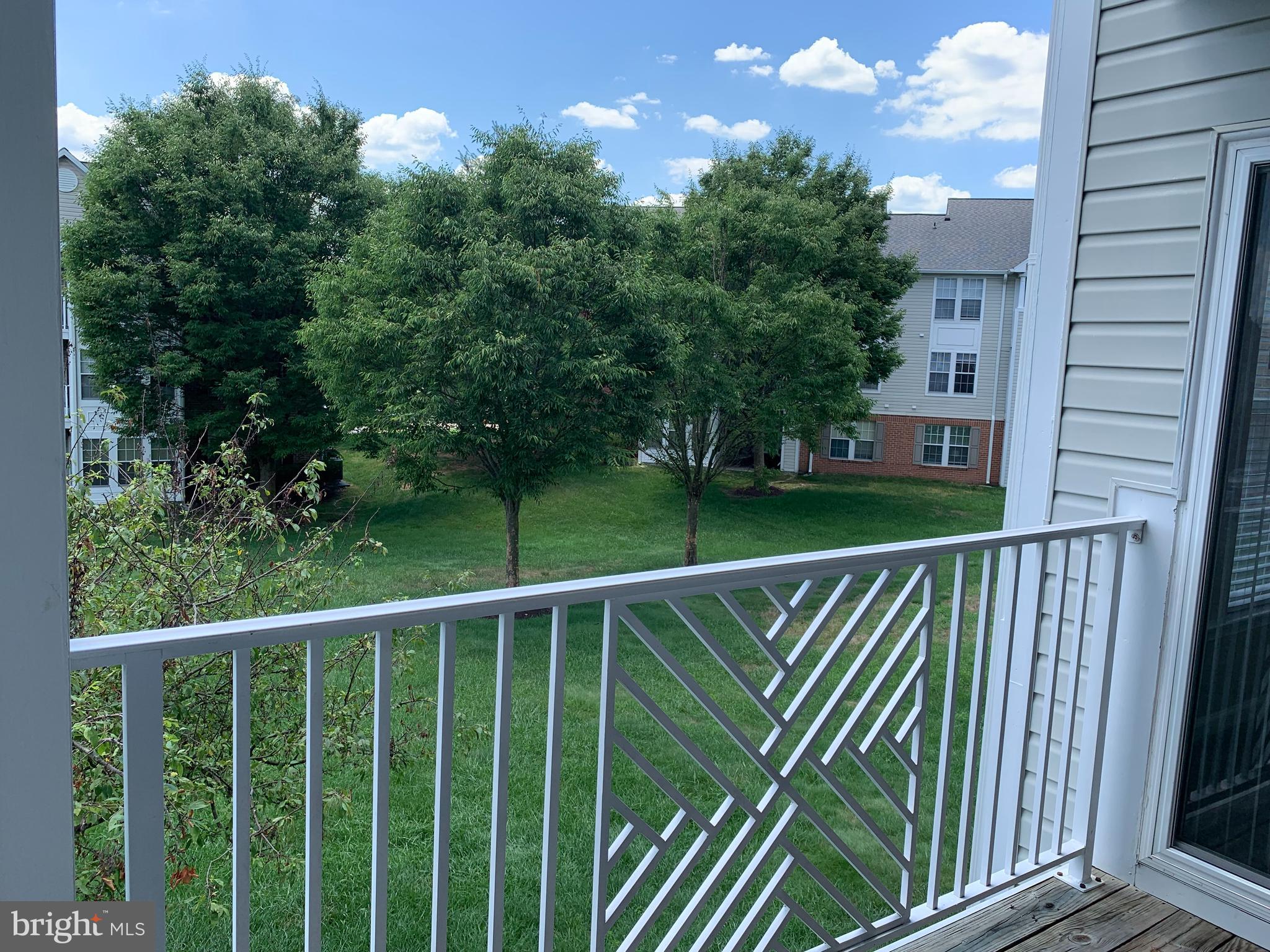 PINEY ORCHARD - Residential Lease