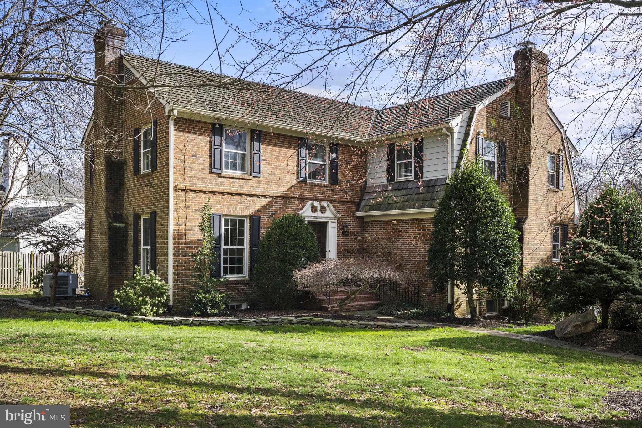 RIVER FALLS - Residential