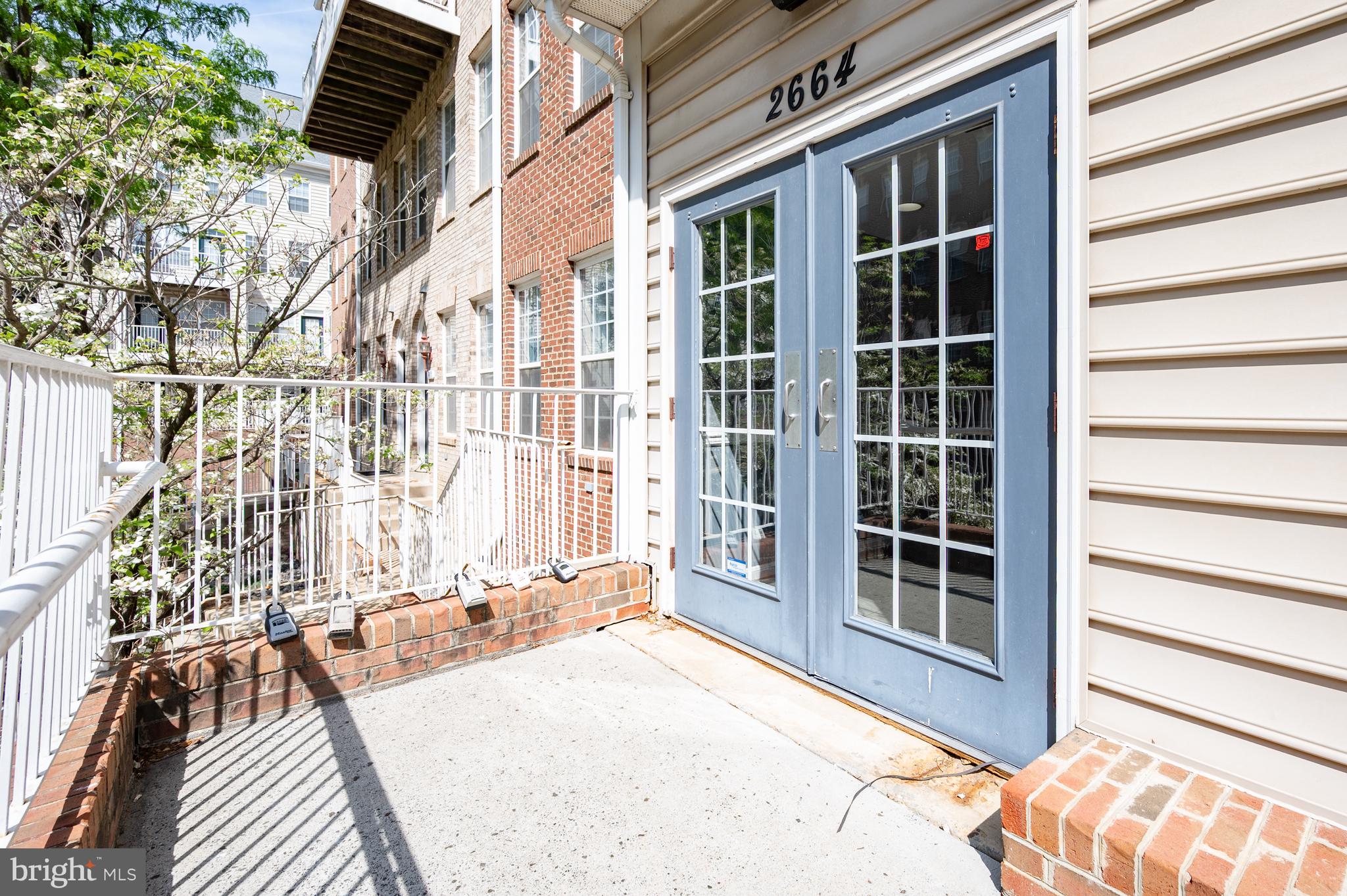 WESTBRIAR PLAZA - Residential