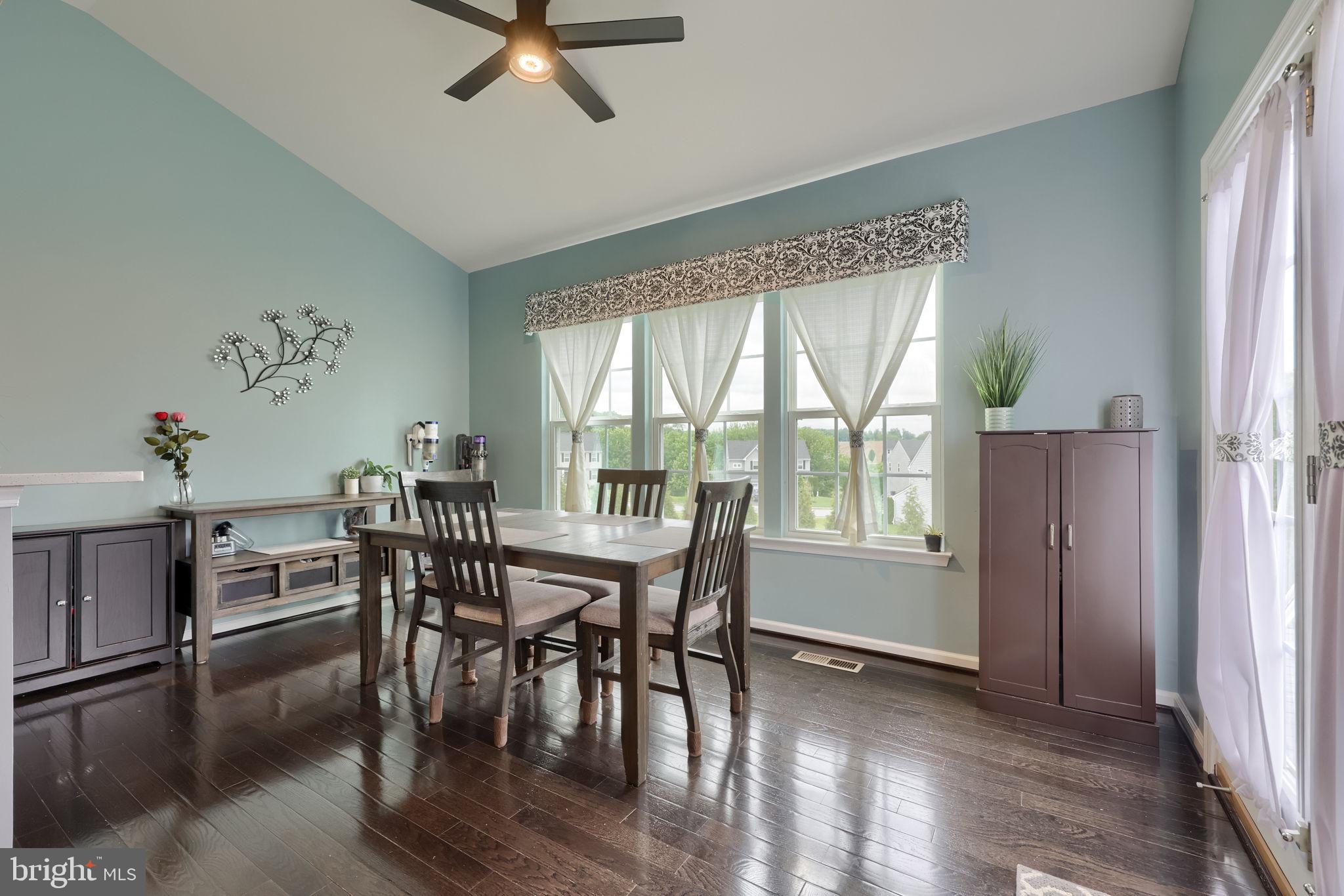 FREEDOM CROSSING - Residential
