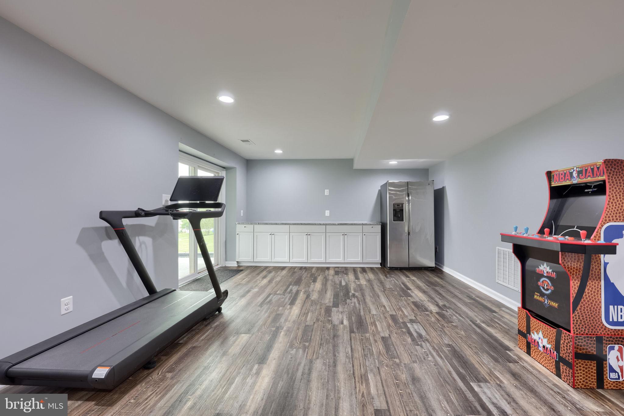 FREEDOM CROSSING - Residential