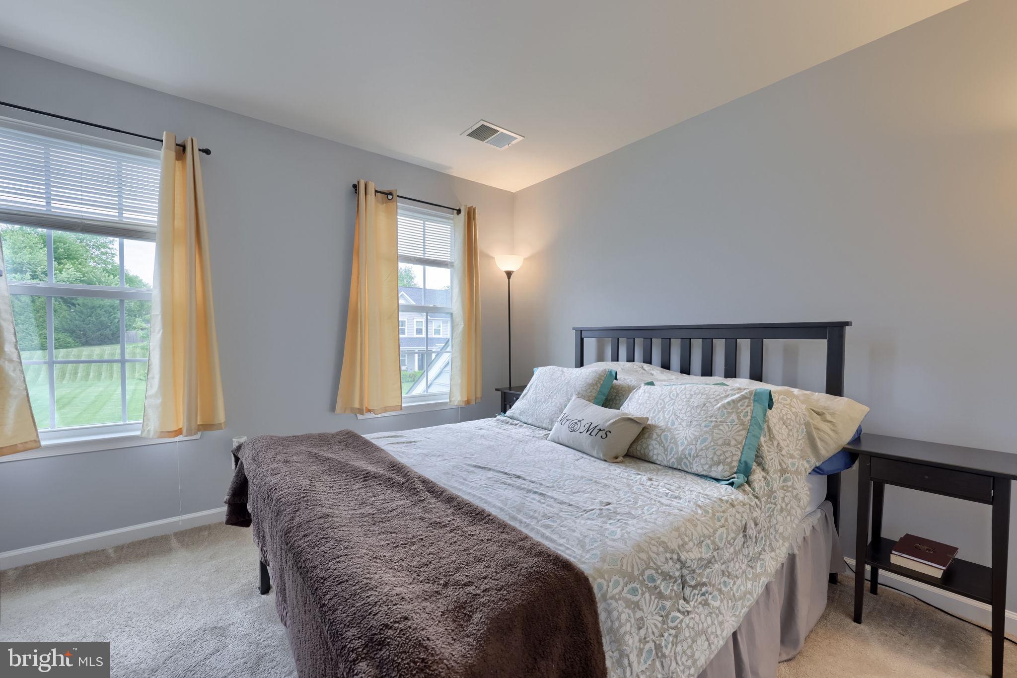 FREEDOM CROSSING - Residential