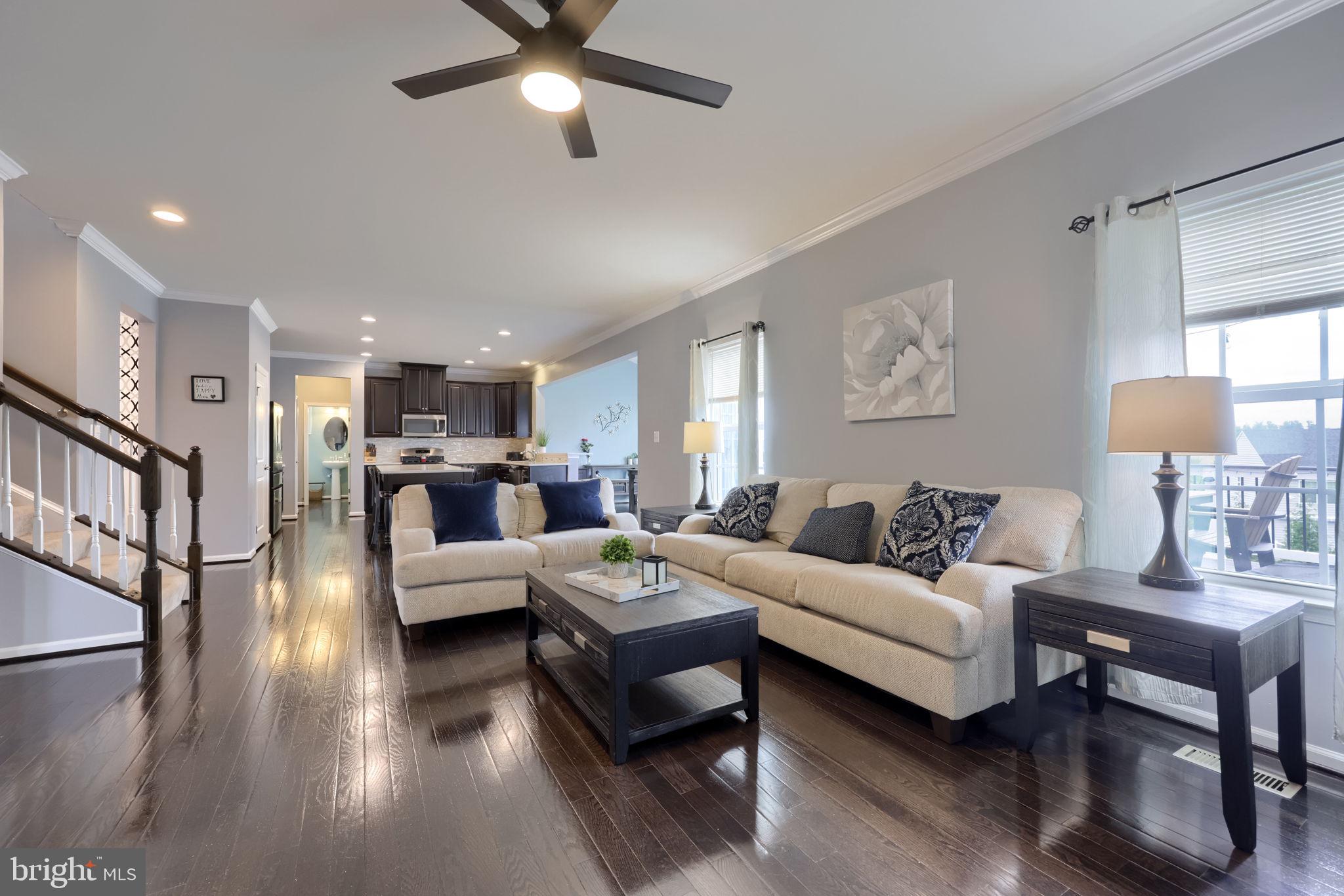 FREEDOM CROSSING - Residential