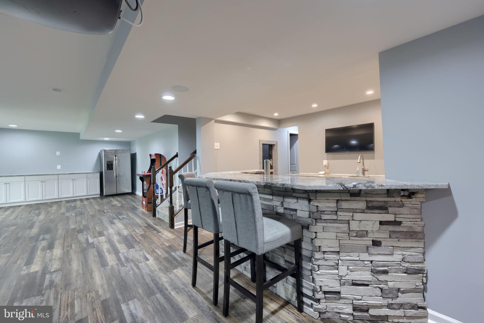 FREEDOM CROSSING - Residential
