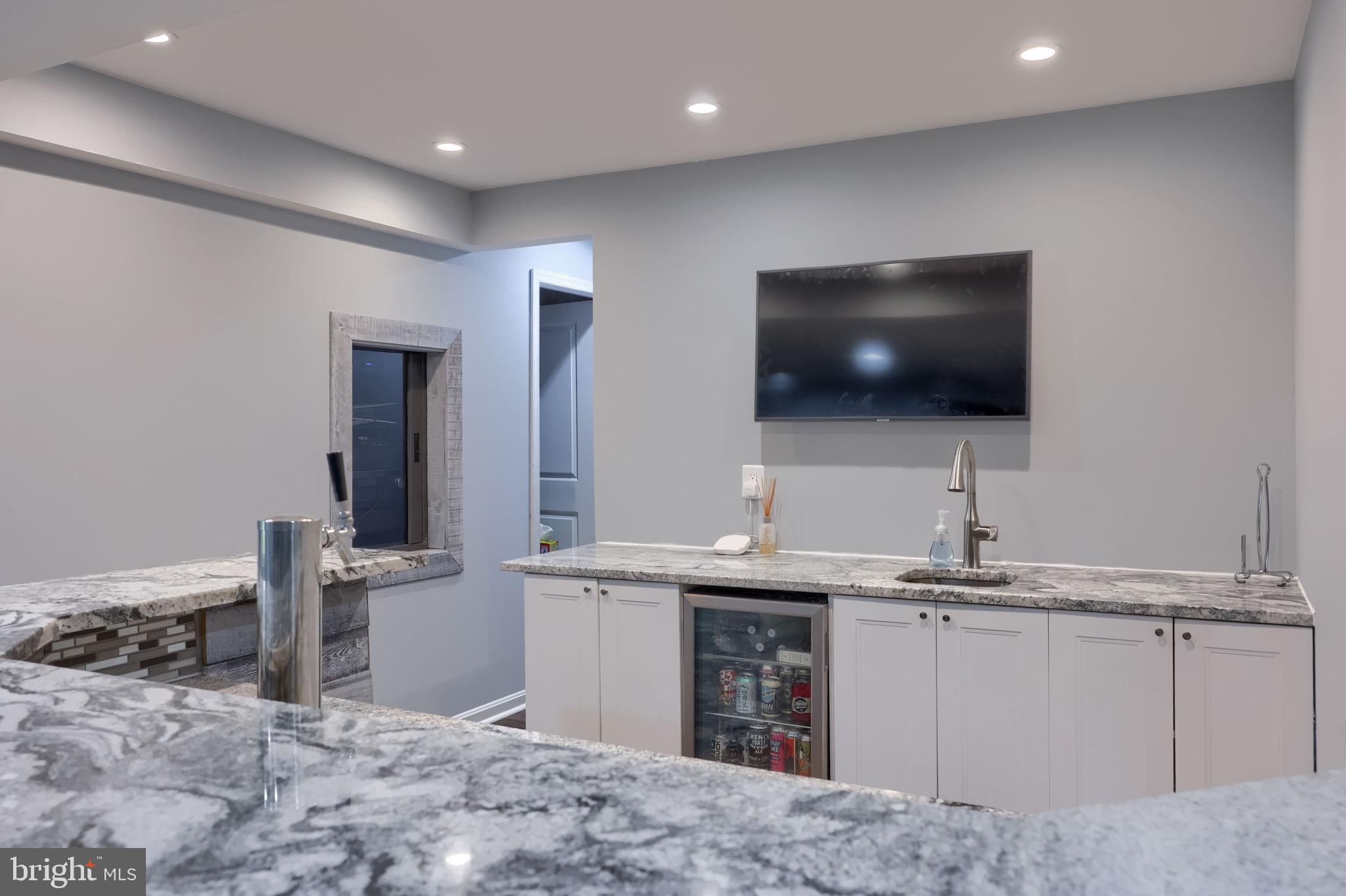 FREEDOM CROSSING - Residential