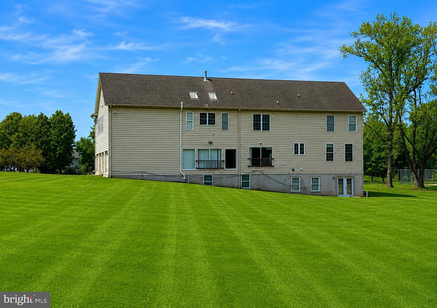 THE HILLS OVER MULLIKAN - Residential