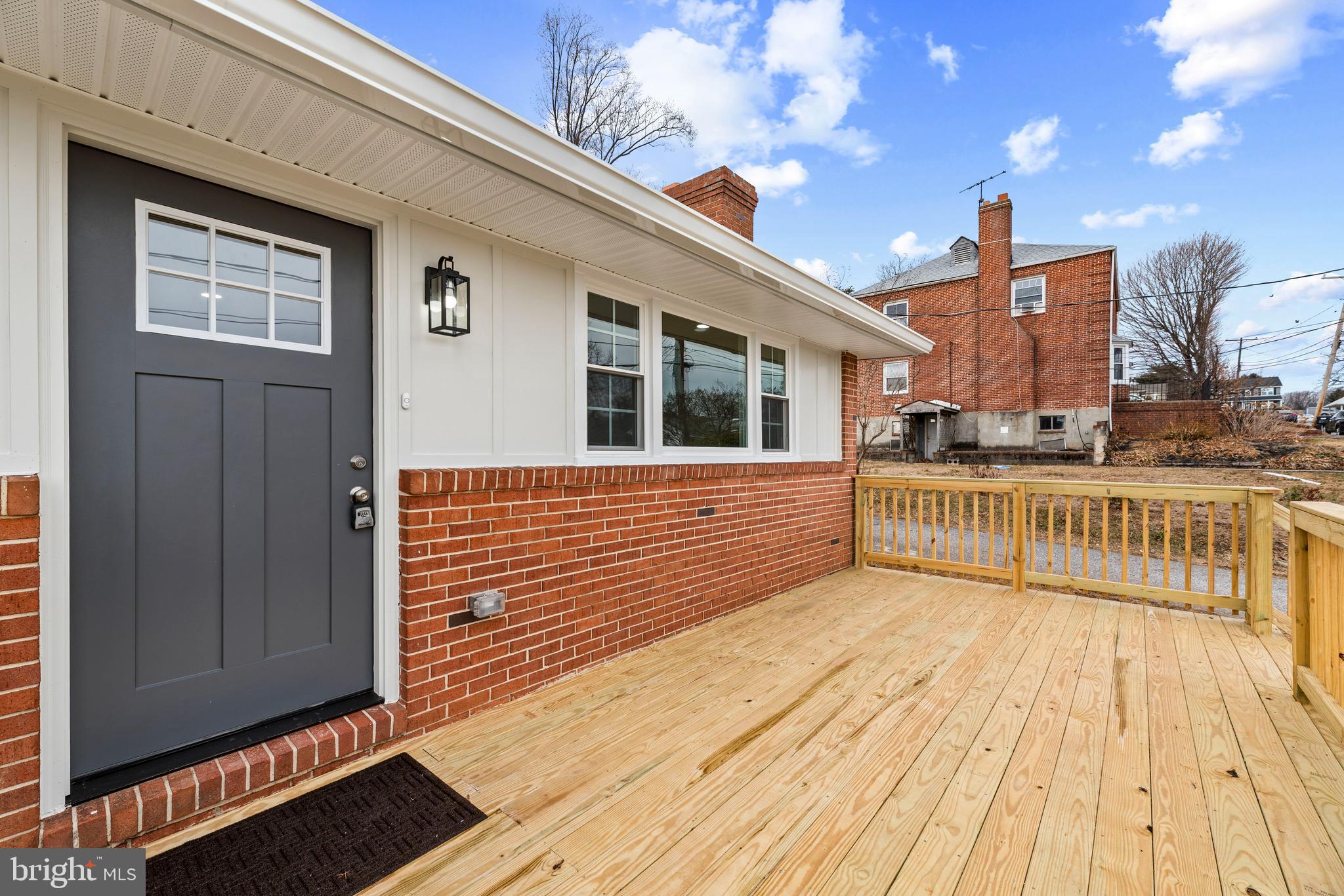 CATONSVILLE GARDENS - Residential