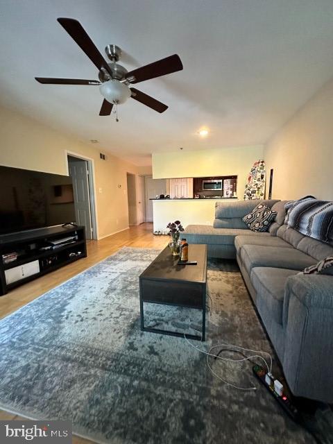 POINTE AT PARK CENTER - Residential