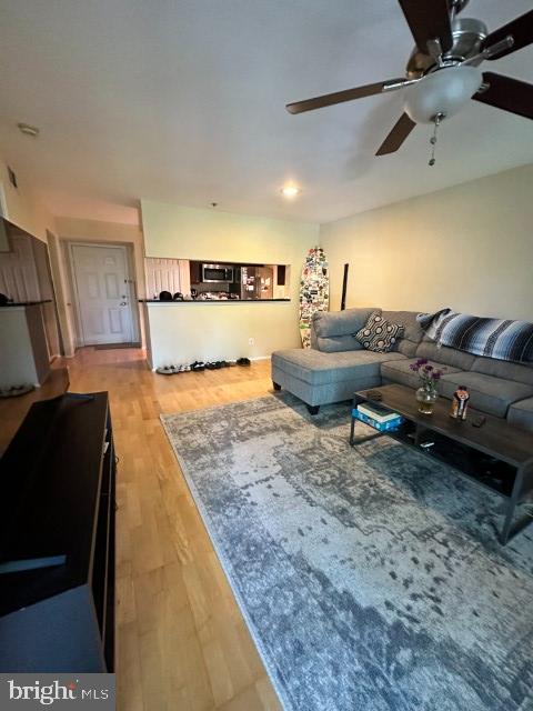 POINTE AT PARK CENTER - Residential