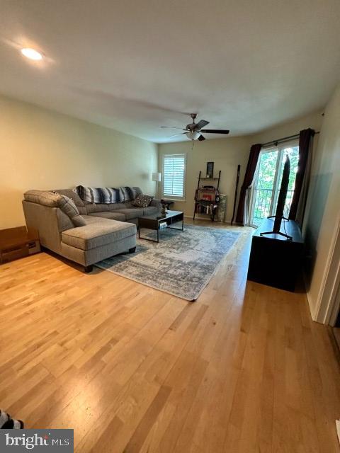 POINTE AT PARK CENTER - Residential