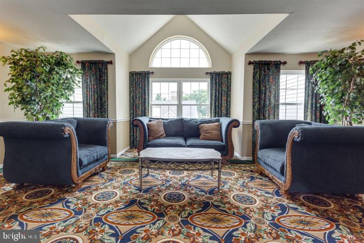 POINTE AT PARK CENTER - Residential