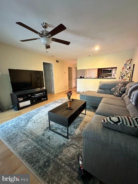 POINTE AT PARK CENTER - Residential