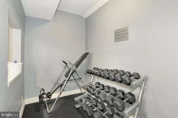 POINTE AT PARK CENTER - Residential