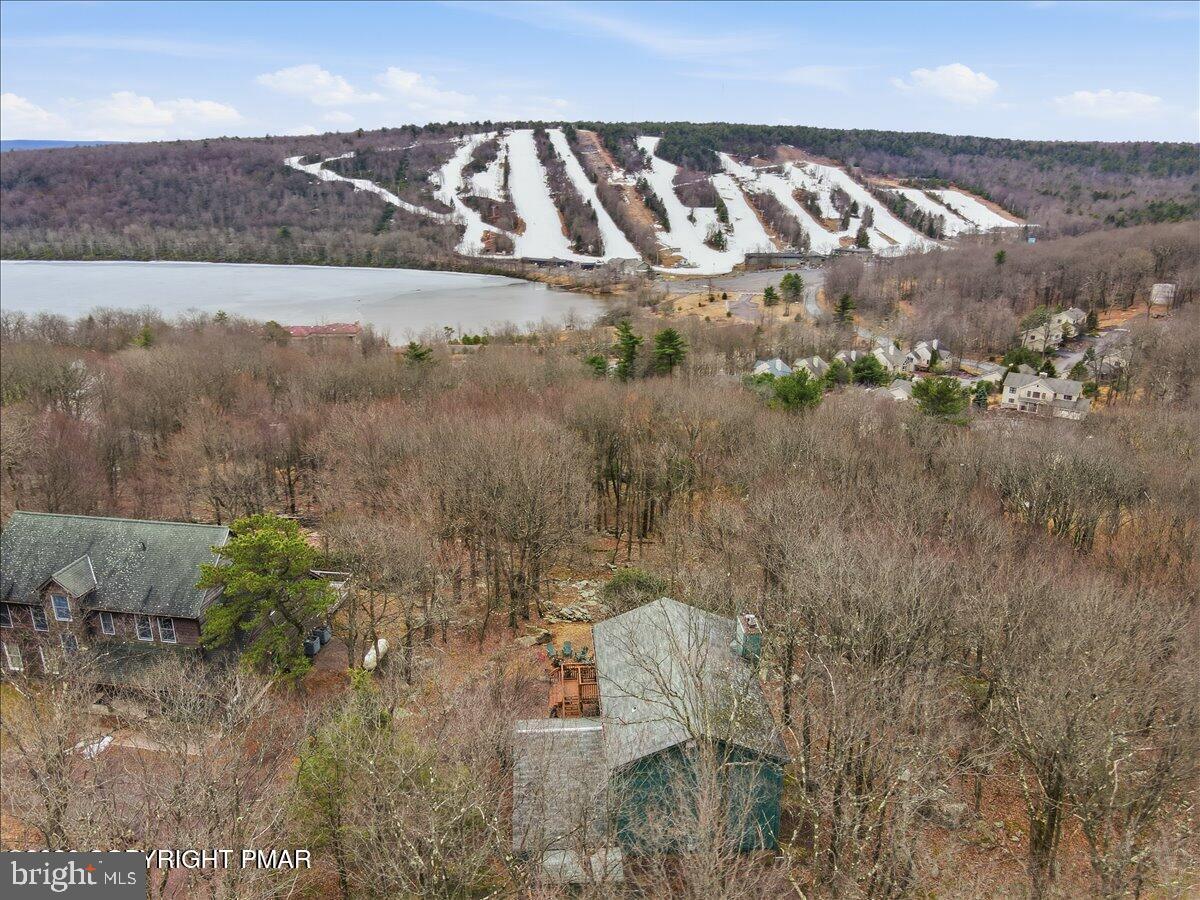 LAKE HARMOY ESTATES - Residential