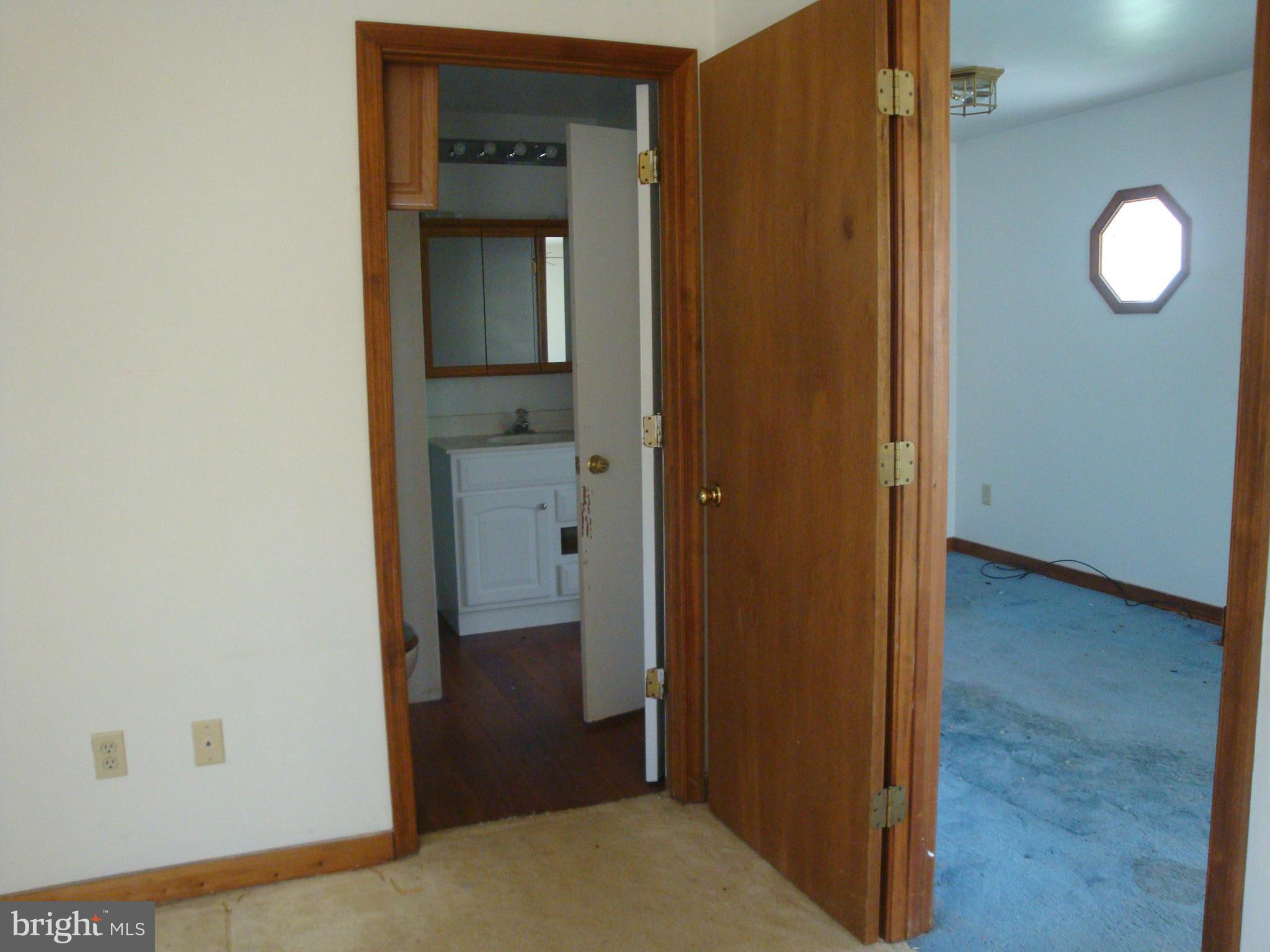 STONEWALL HEIGHTS - Residential