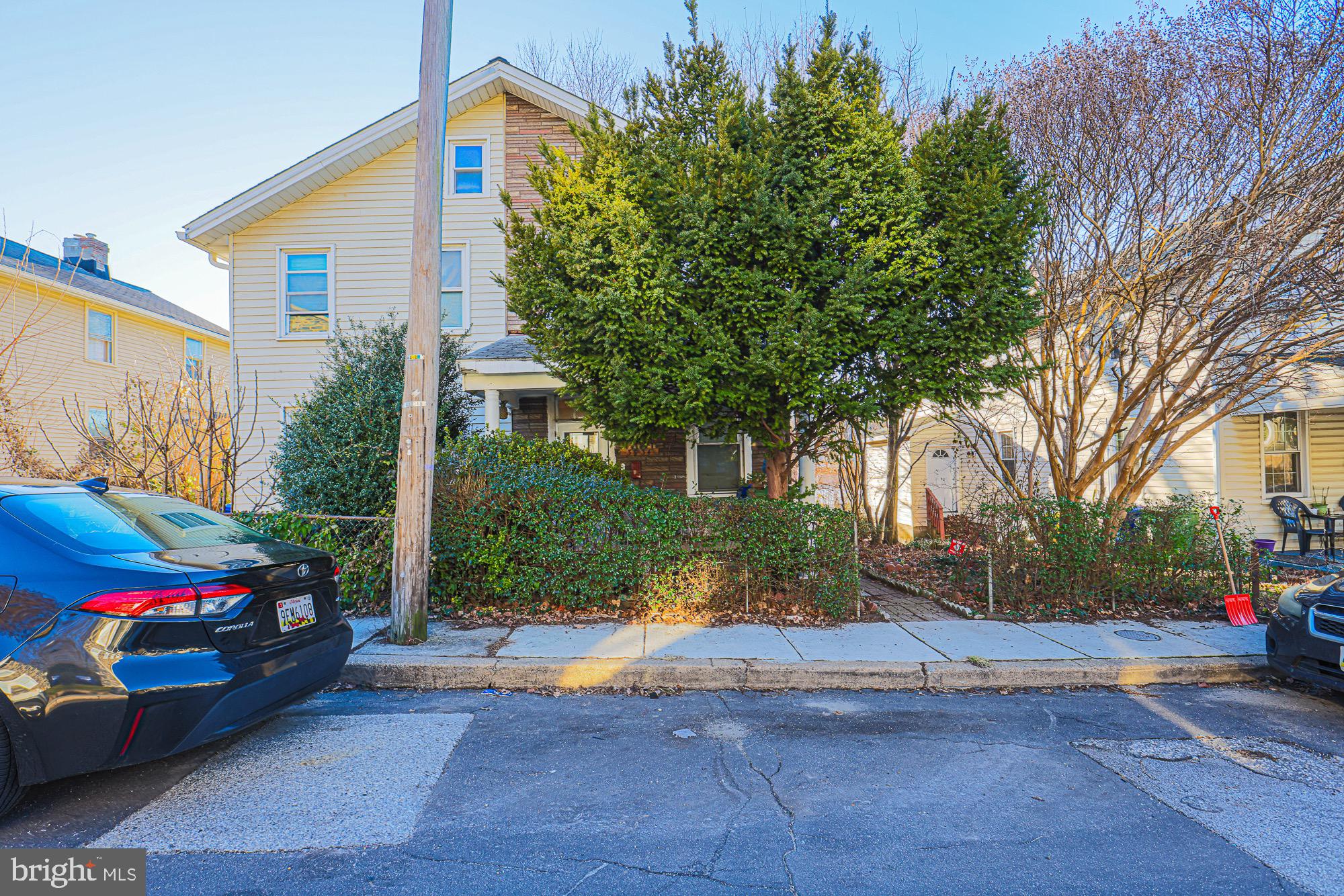 HAMPDEN HISTORIC DISTRICT - Residential