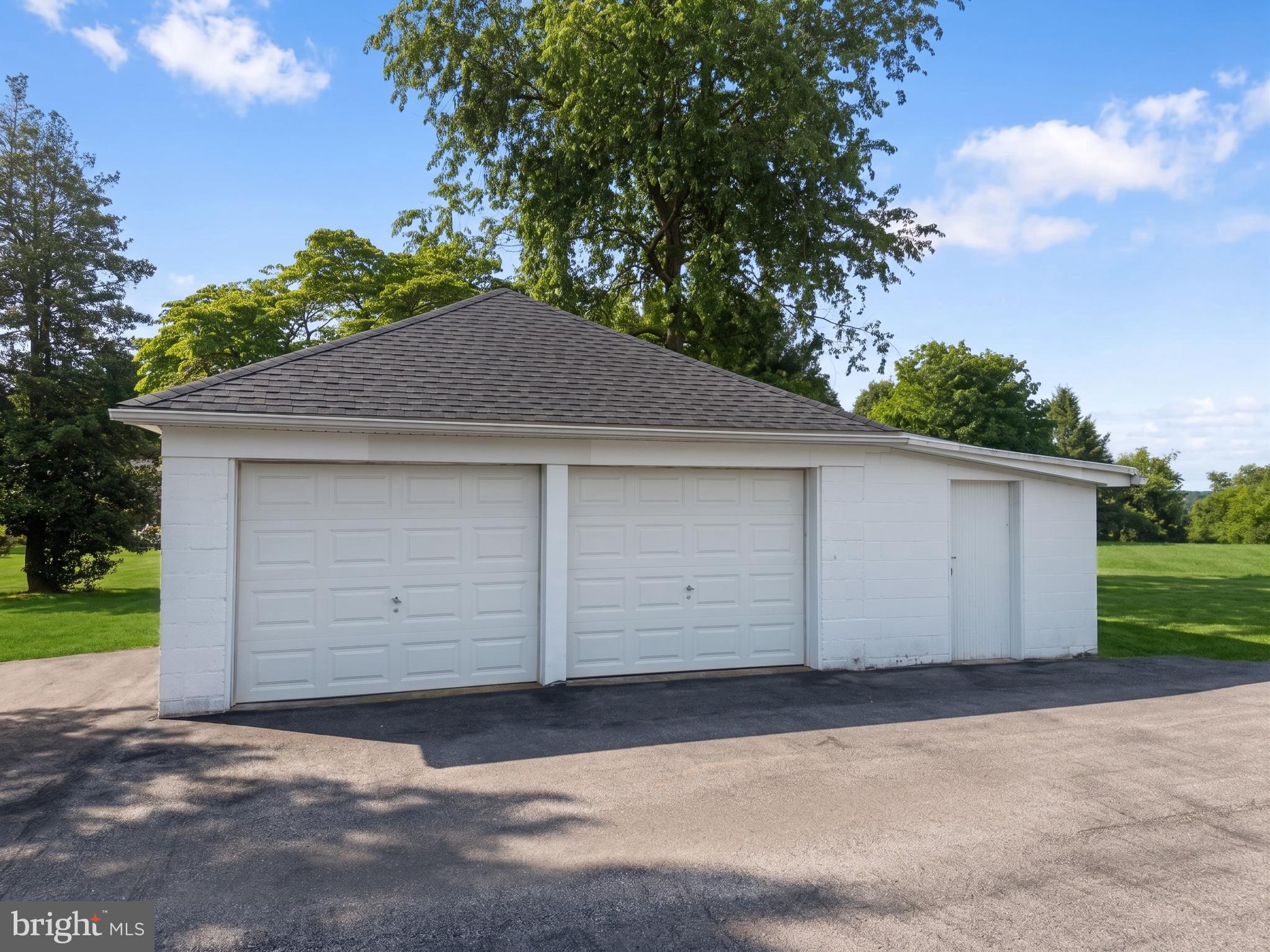 SPRING GROVE - Residential