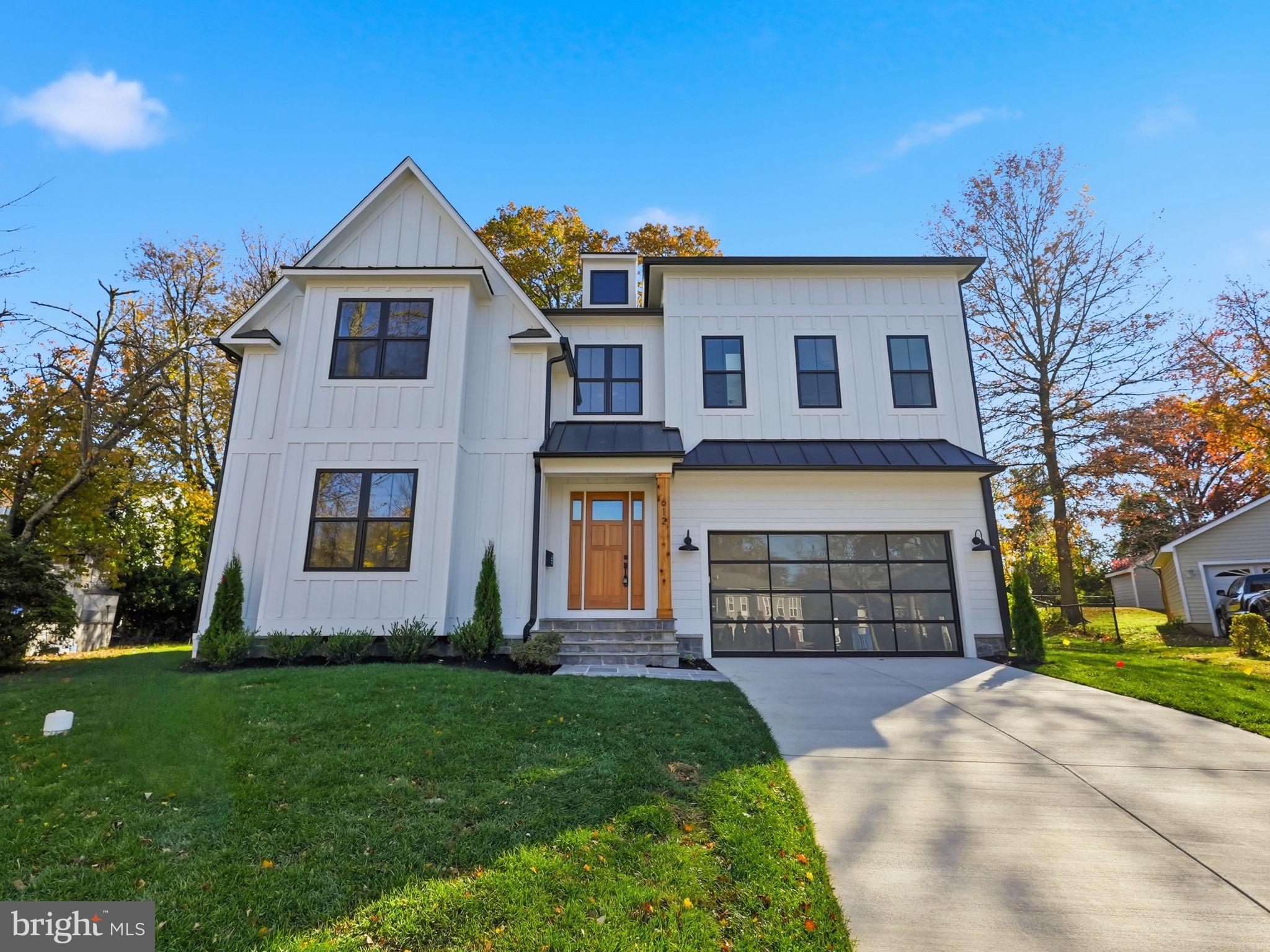 VIENNA WOODS - Residential