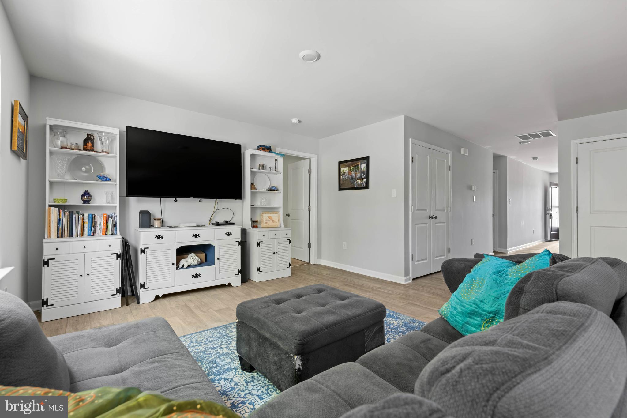 WEST SHORES AT NEW MILFORD - Residential