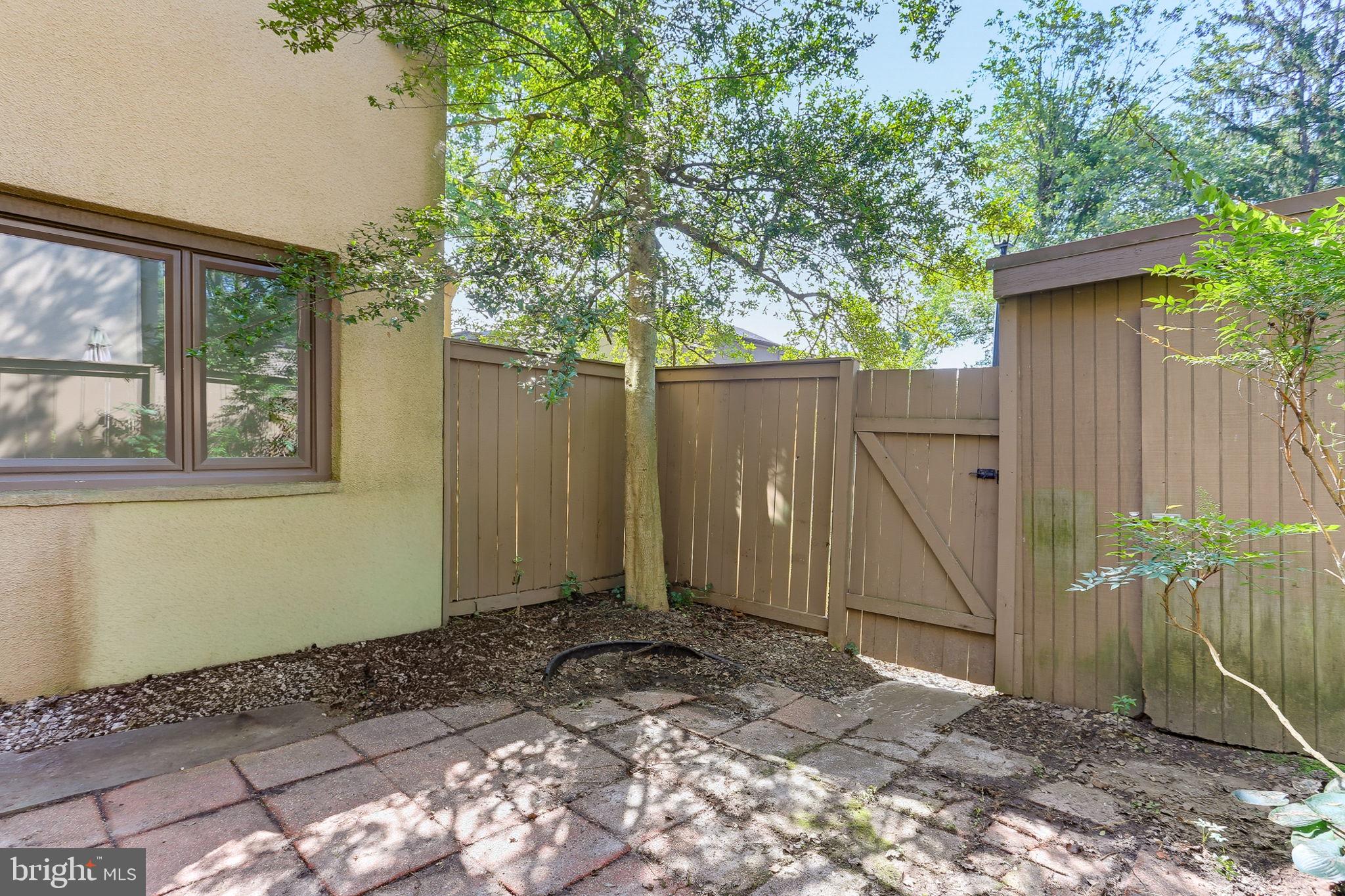 SIERRA VILLAS - Residential