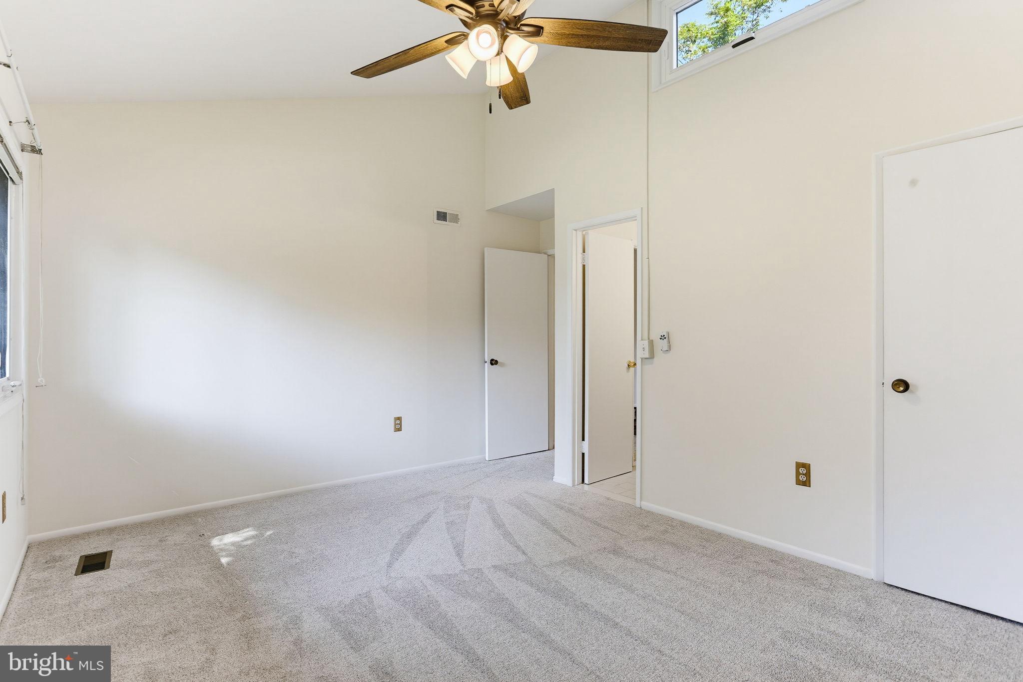 SIERRA VILLAS - Residential