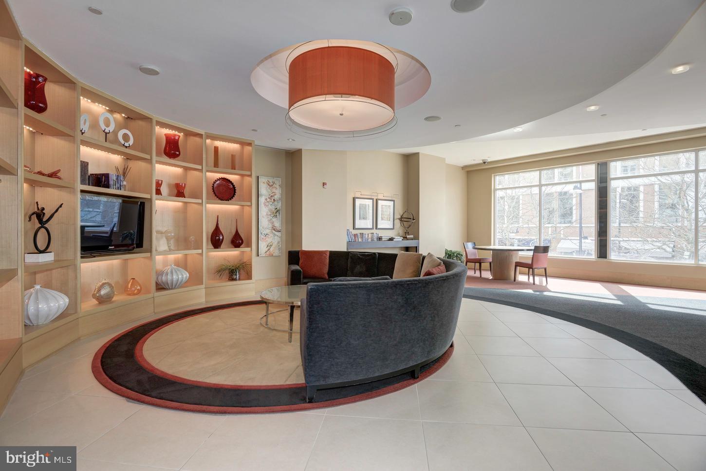 ONE NATIONAL HARBOR CONDOMINIUM - Residential