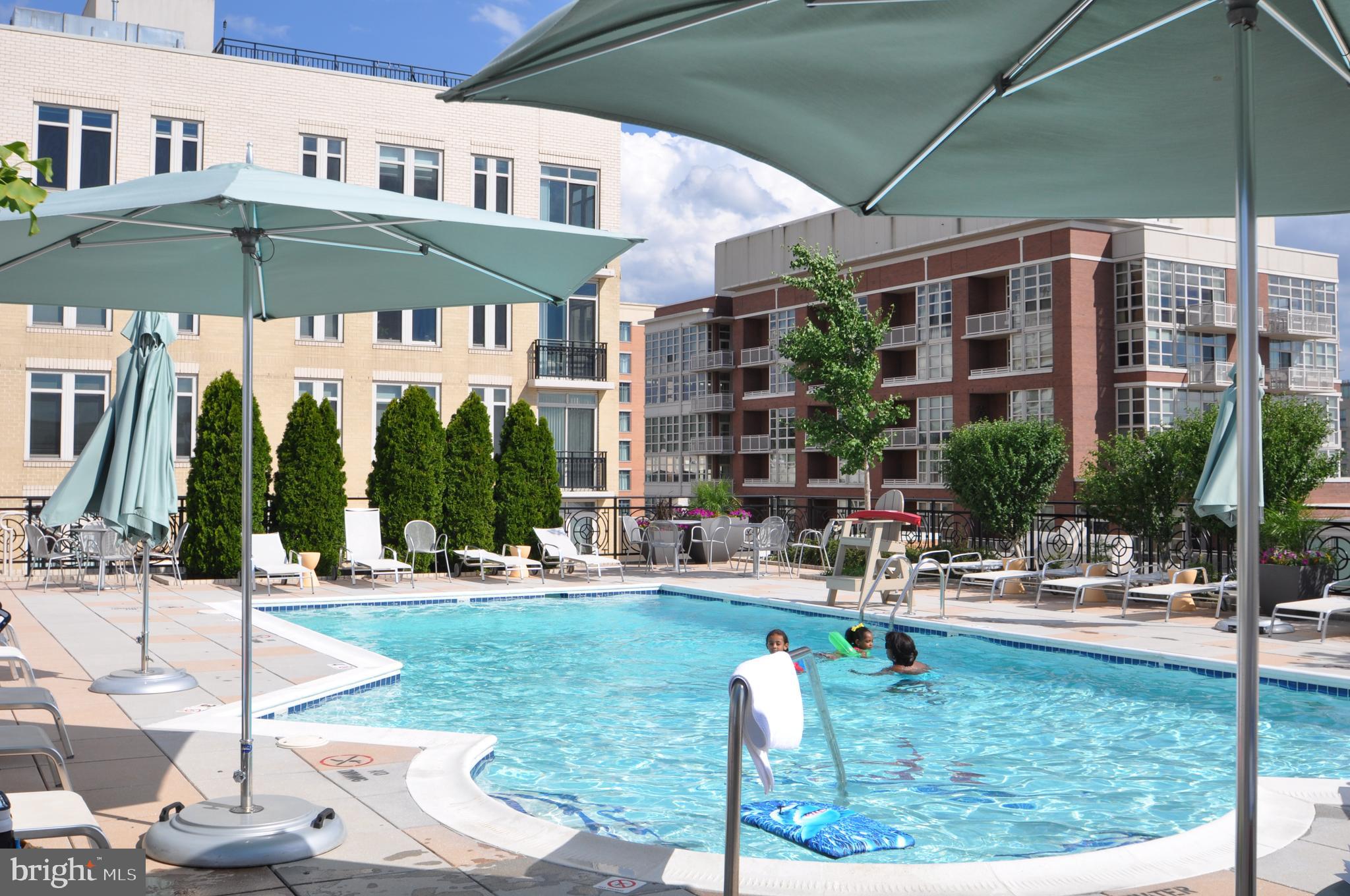 ONE NATIONAL HARBOR CONDOMINIUM - Residential