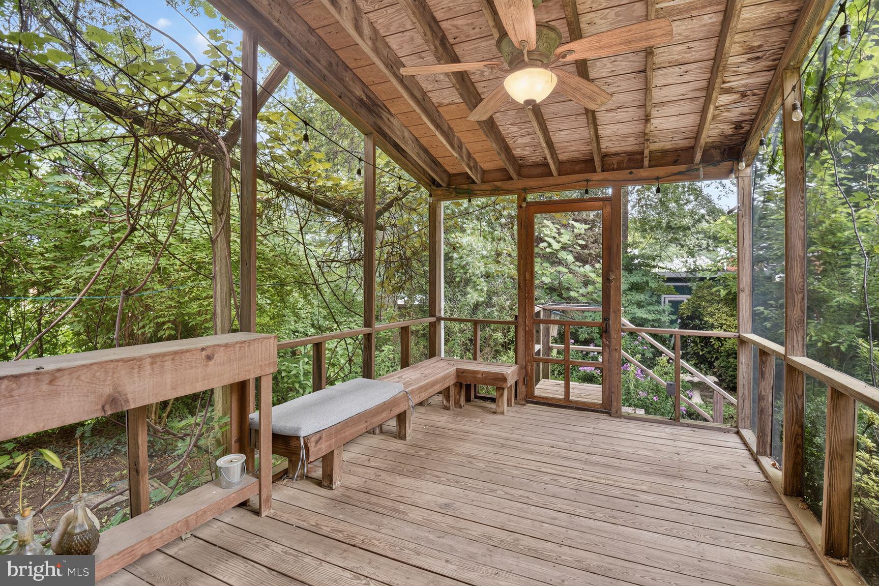 WHEATON HILLS - Residential