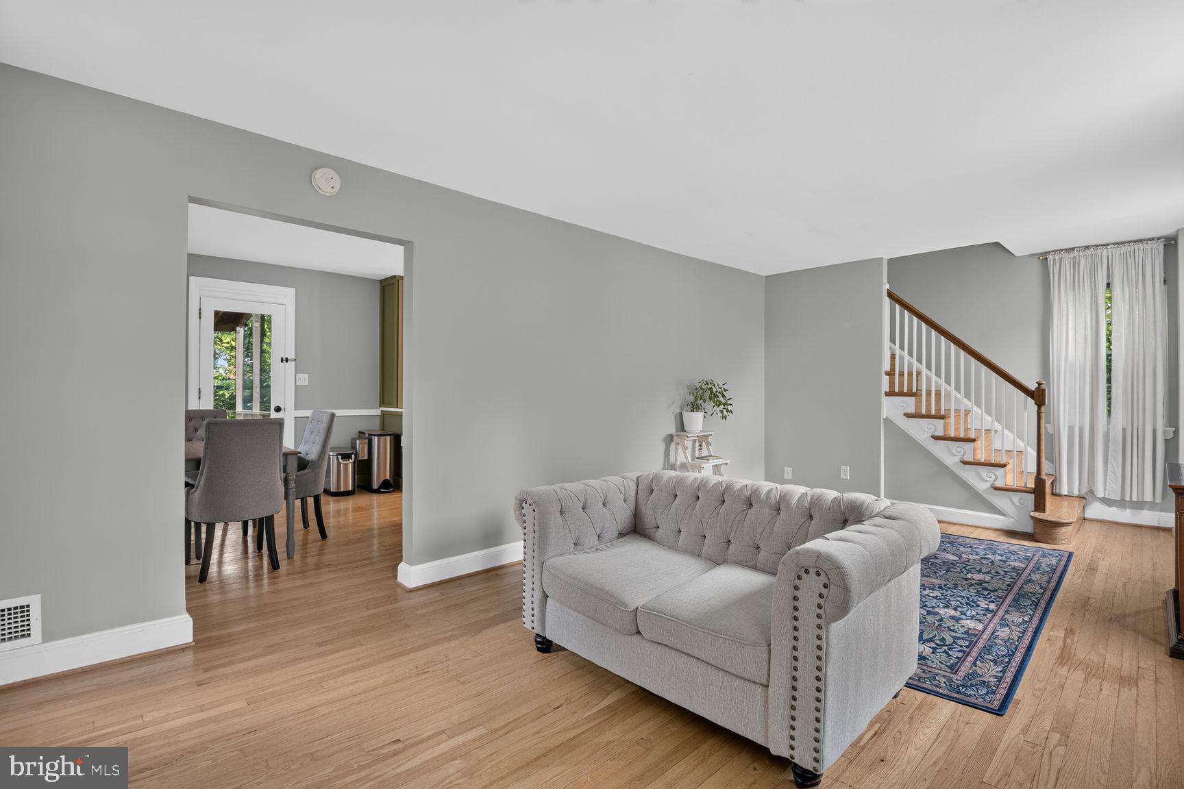 WHEATON HILLS - Residential