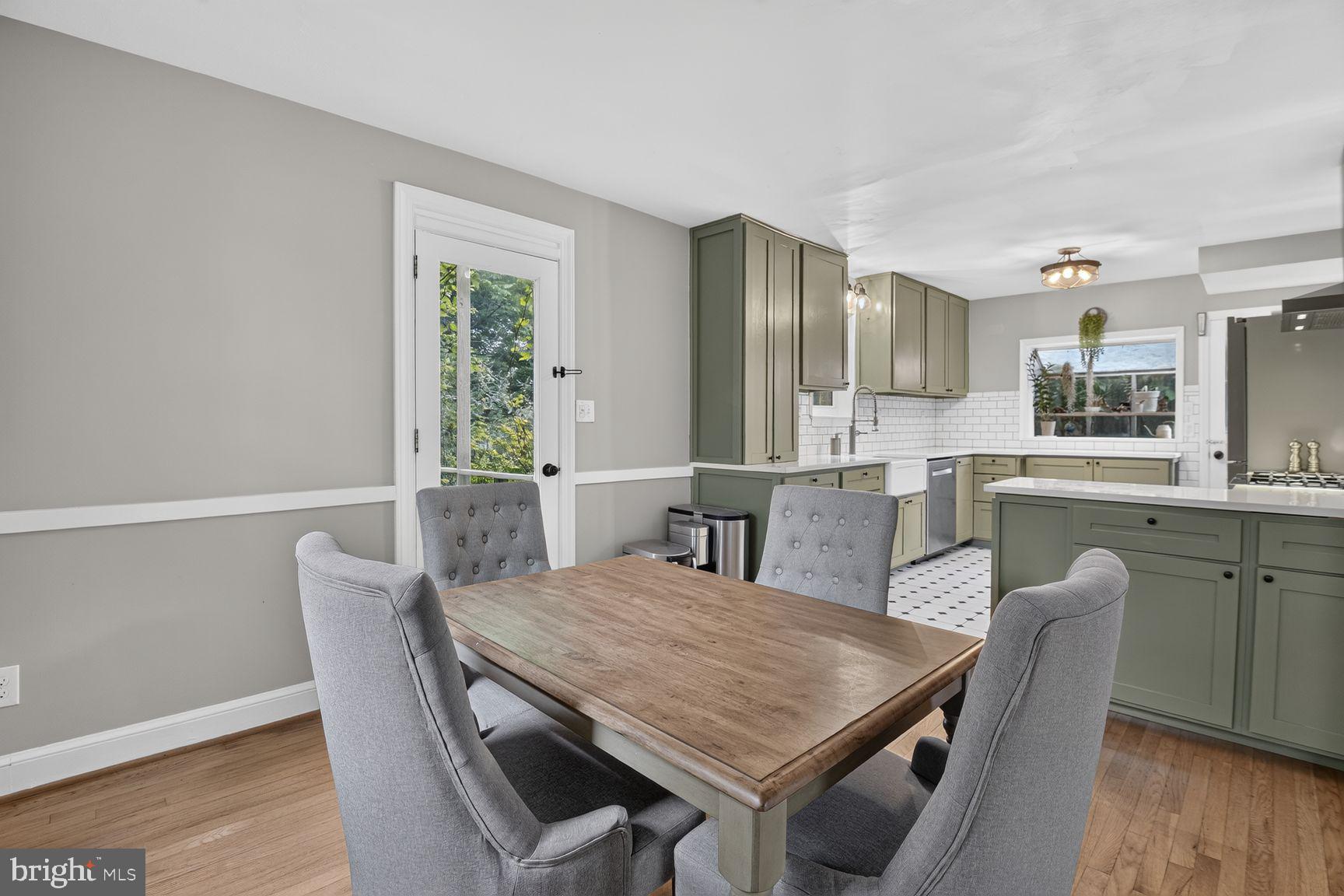 WHEATON HILLS - Residential