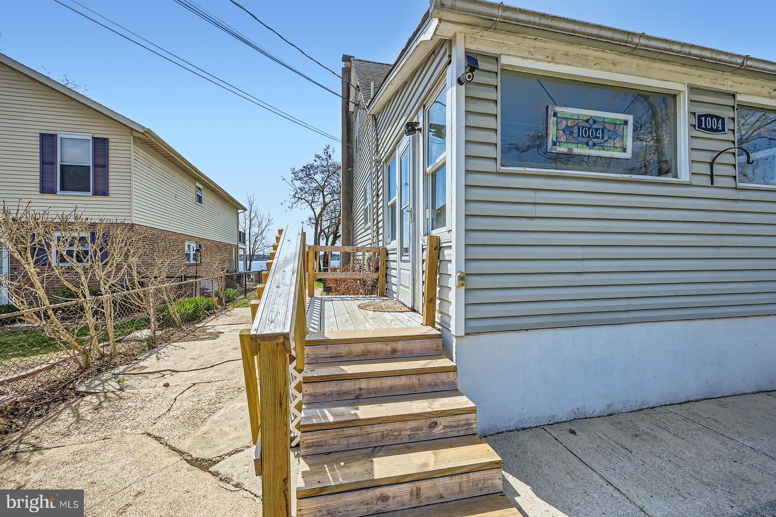 ESSEX - Residential
