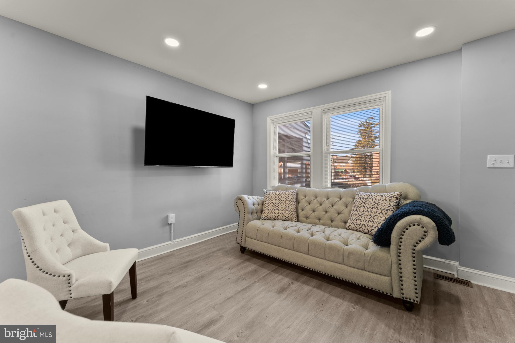 NEW NORTHWOOD - Residential