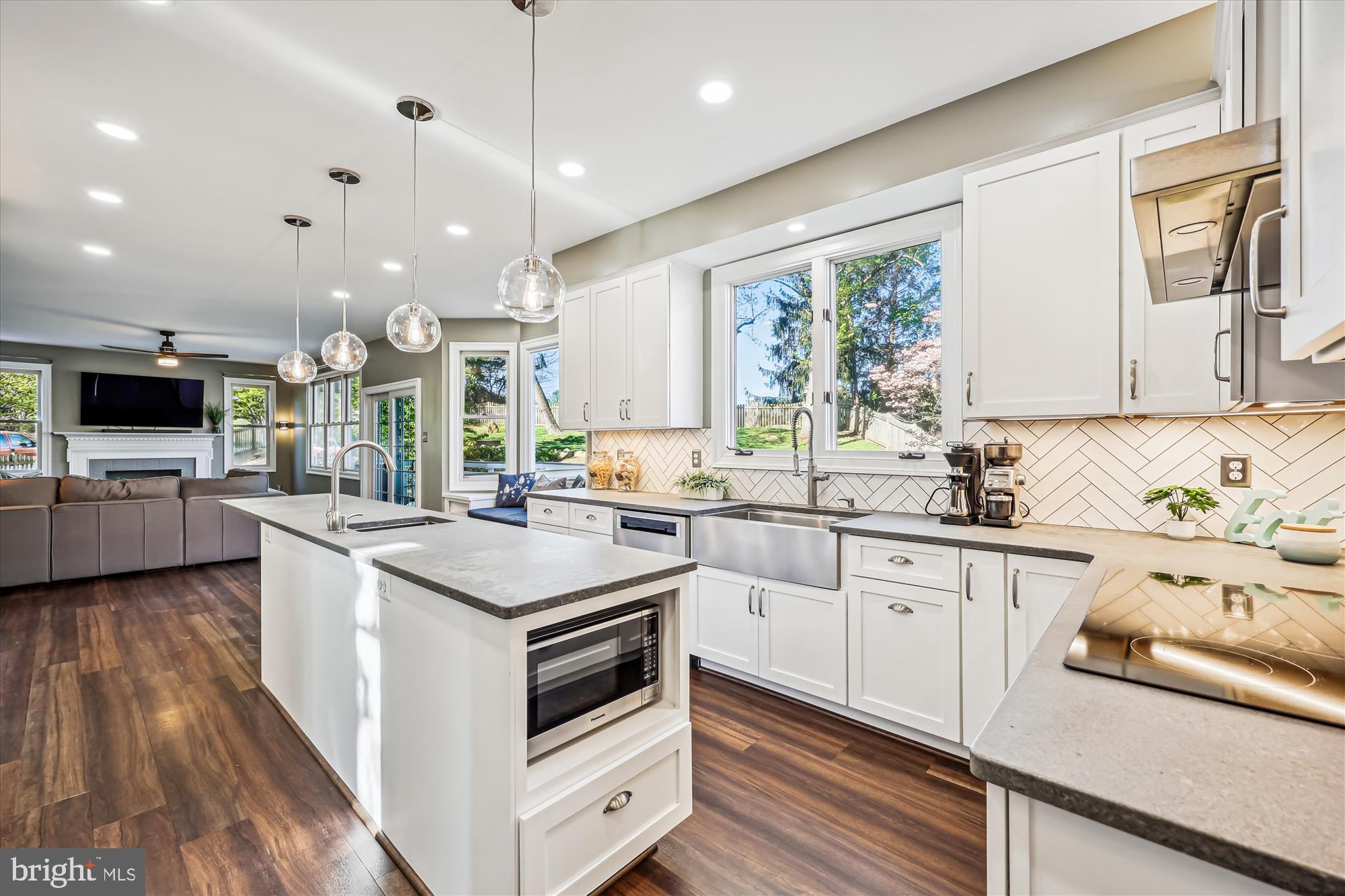 JAMES CREEK - Residential