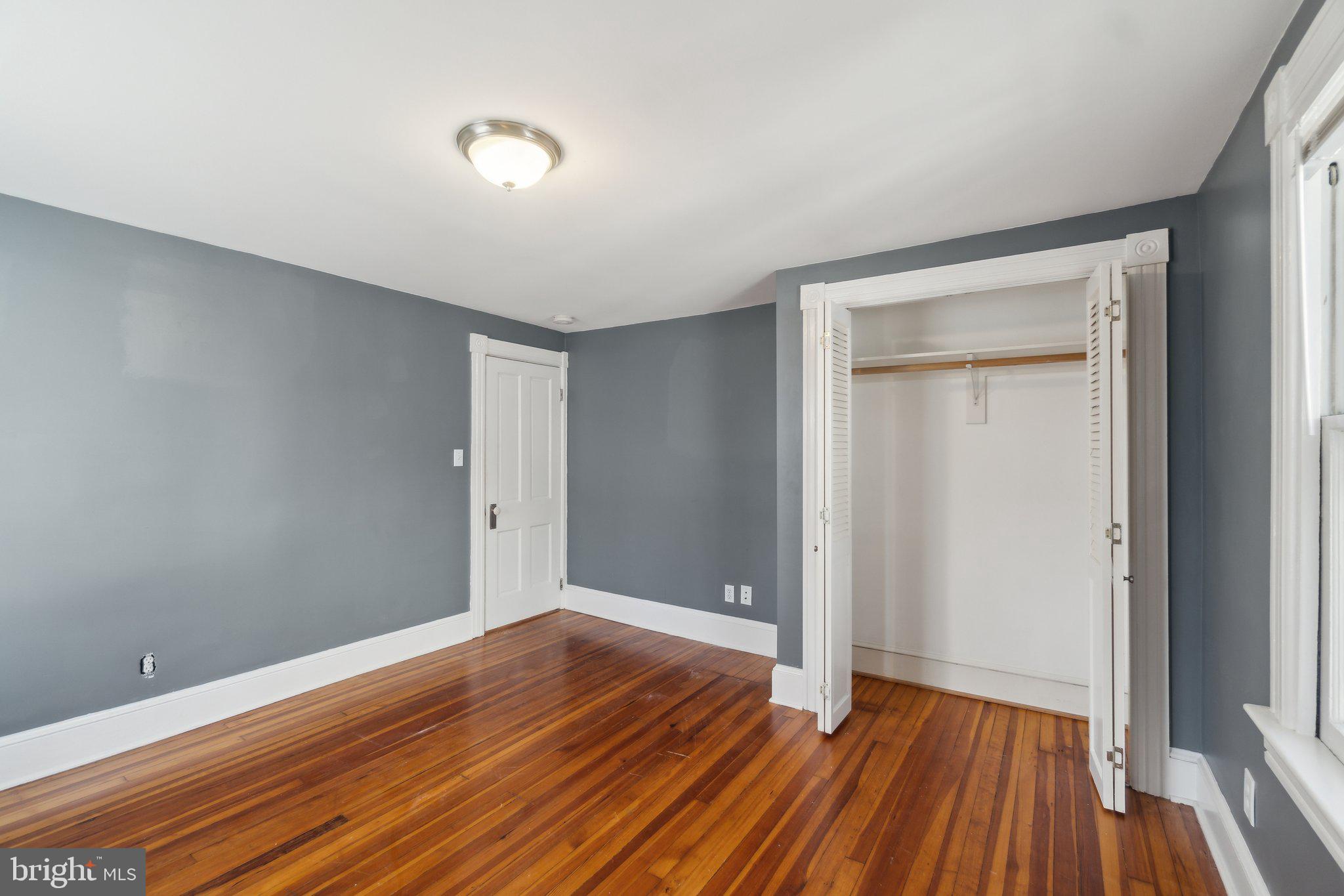 CLARENDON - Residential