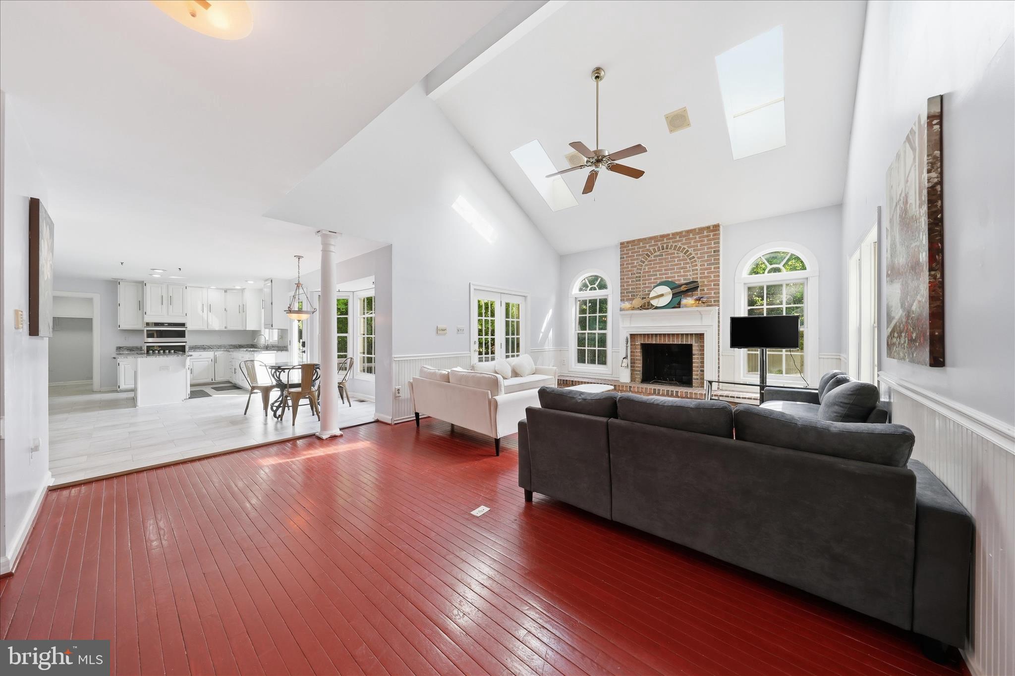 SPRING RIDGE - Residential