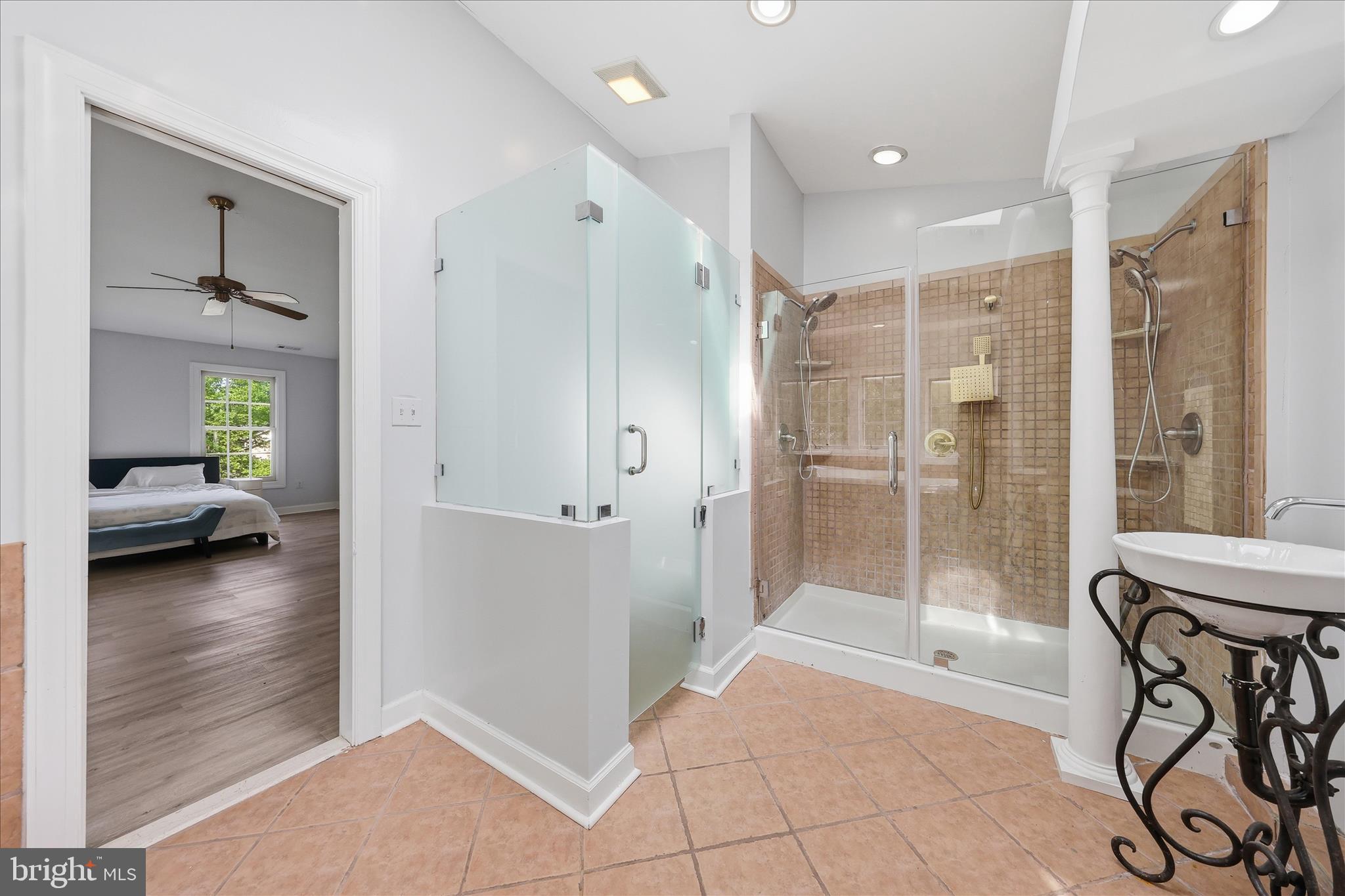 SPRING RIDGE - Residential