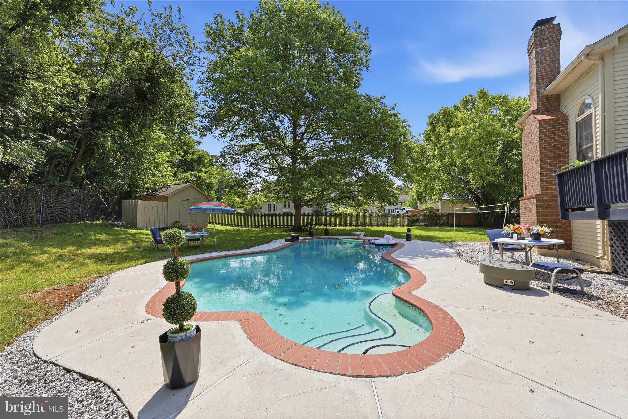 SPRING RIDGE - Residential