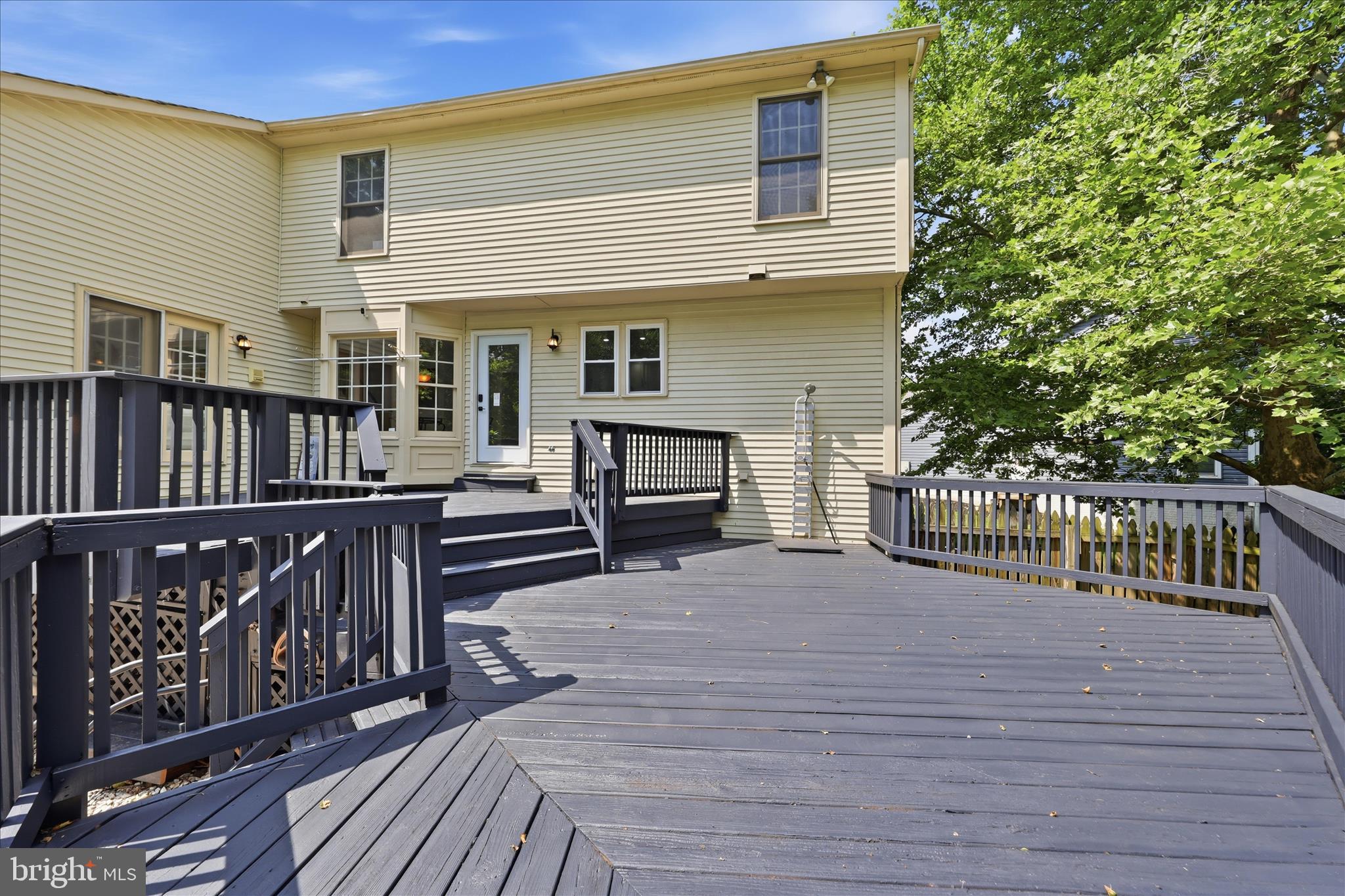SPRING RIDGE - Residential