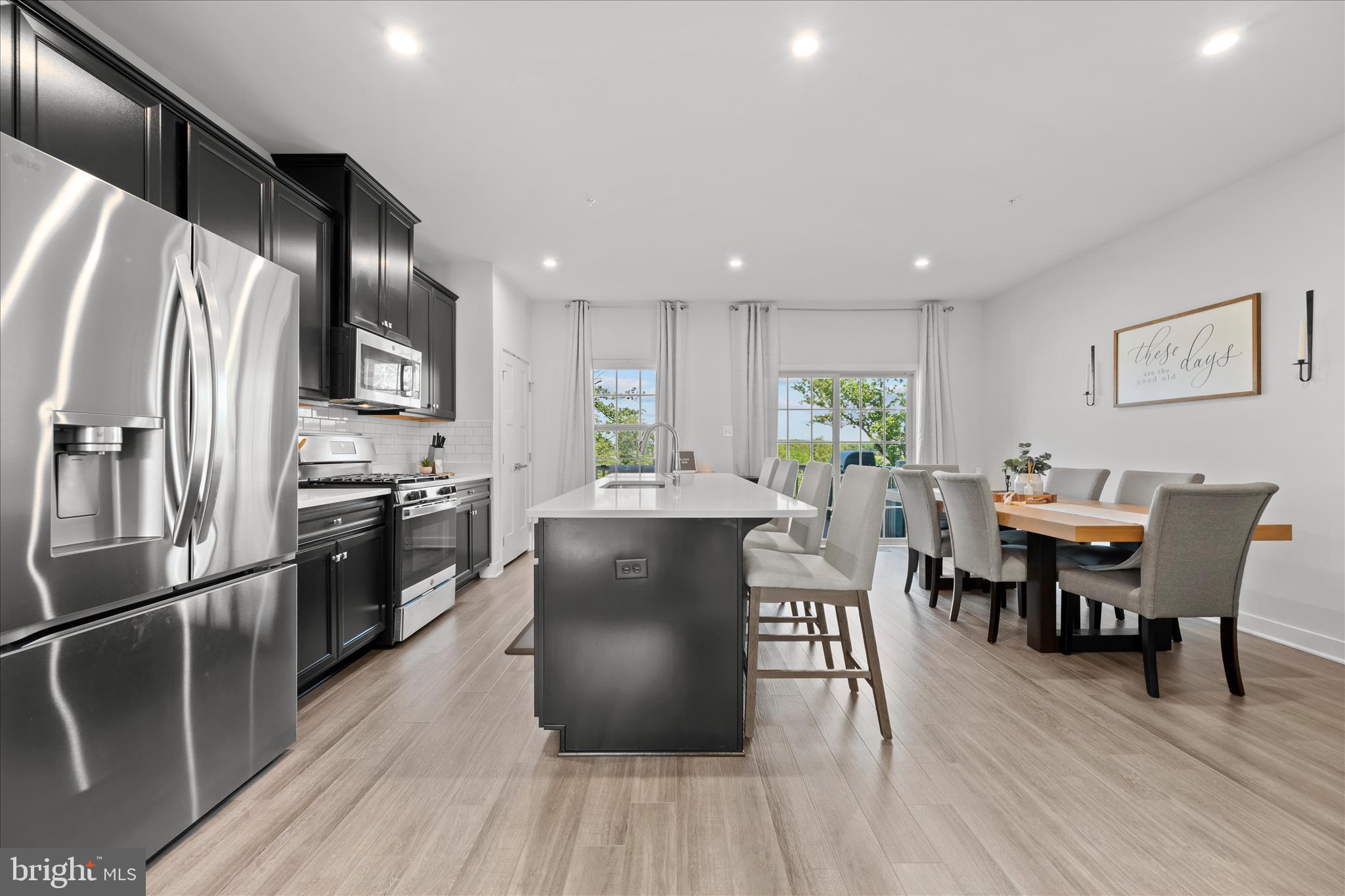 HAMPTONS - Residential