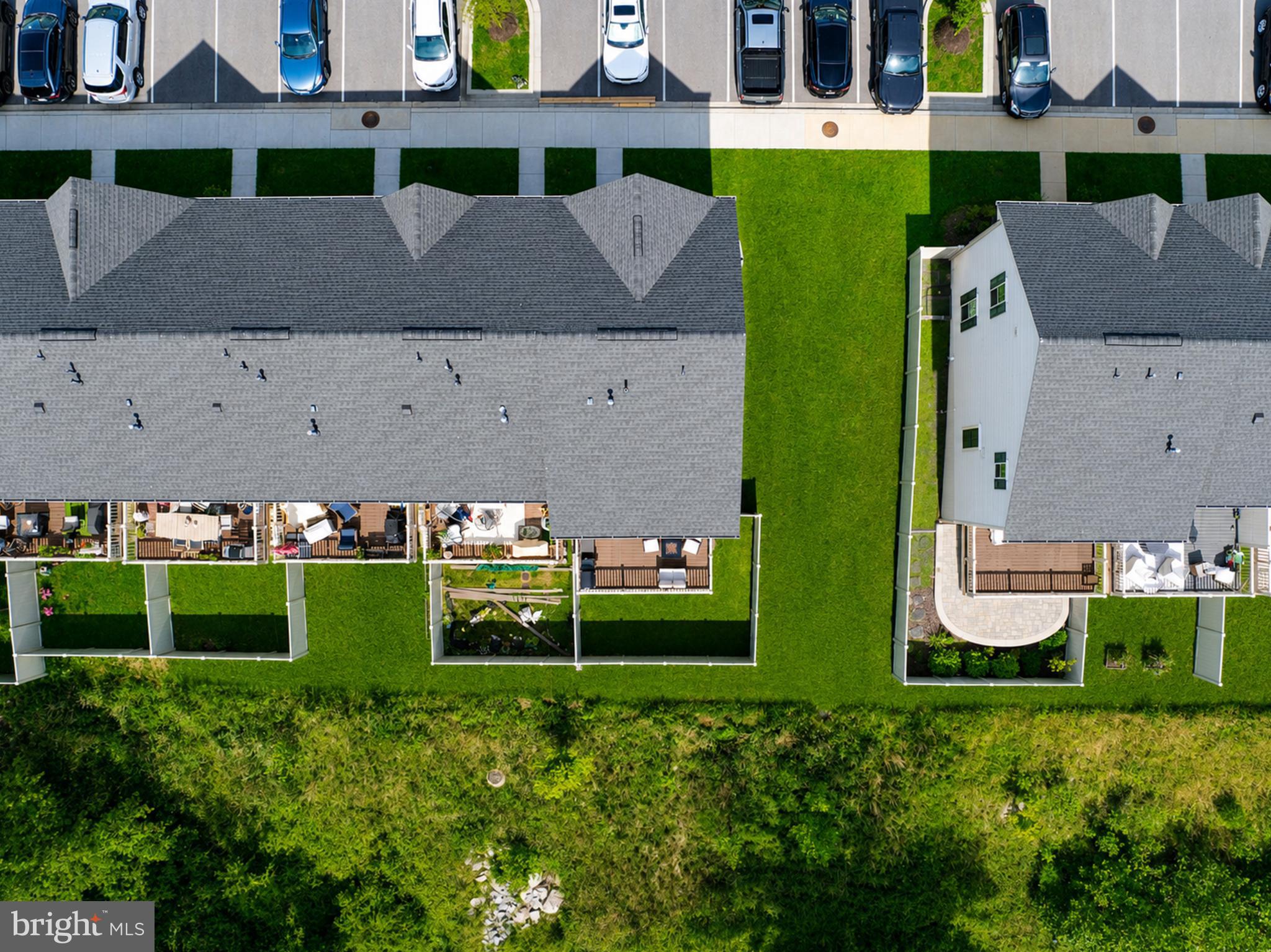 HAMPTONS - Residential