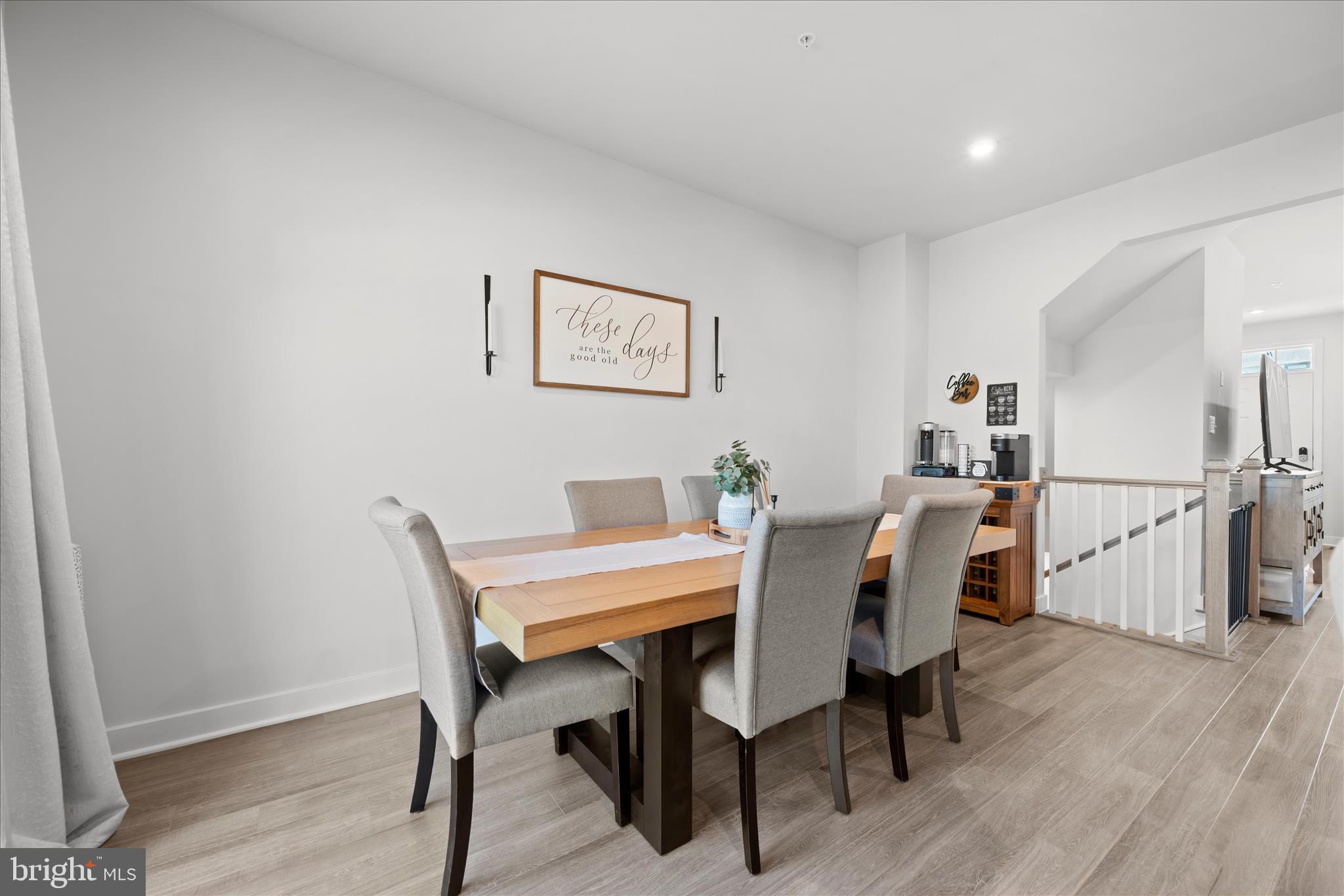 HAMPTONS - Residential