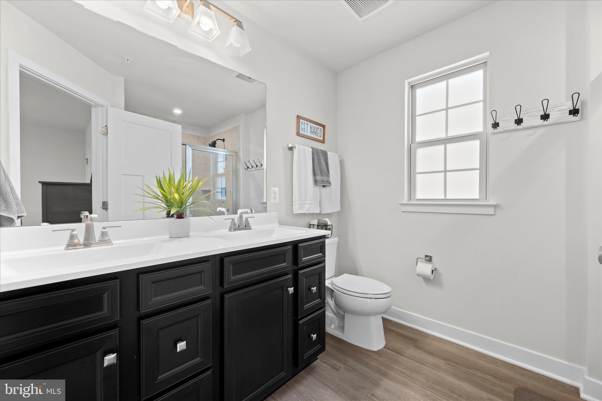 HAMPTONS - Residential